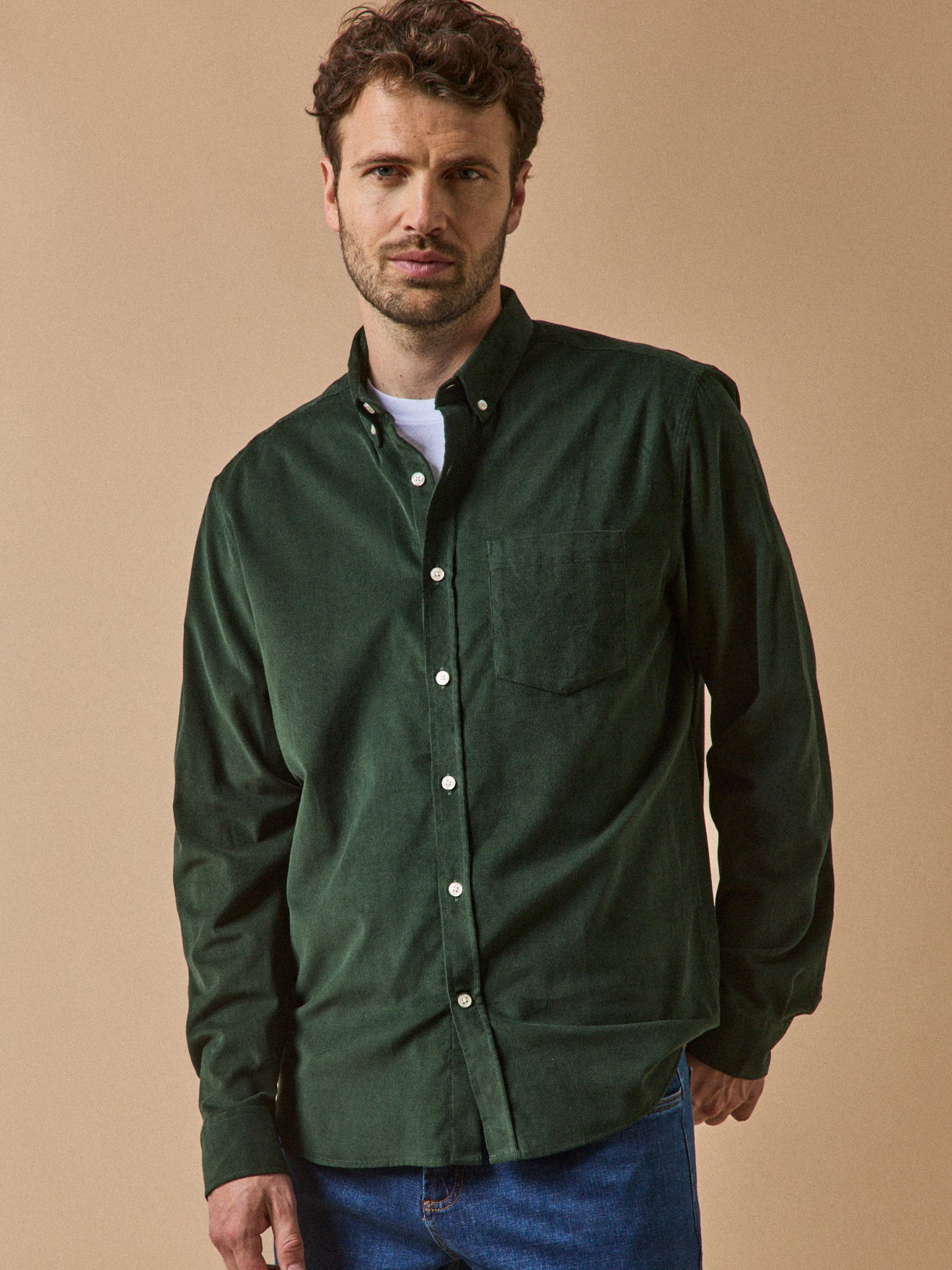 Chemise velours homme coupe contemporaine