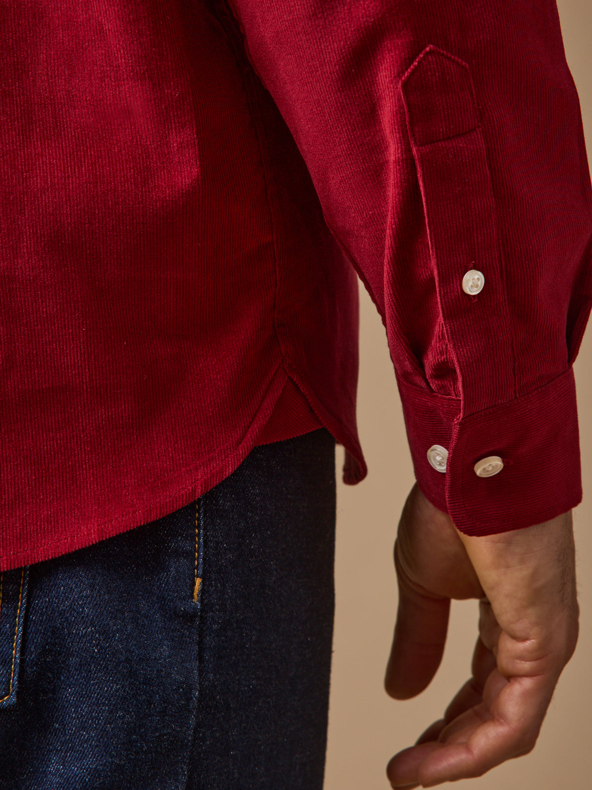Men's corduroy shirt with contemporary classic fit