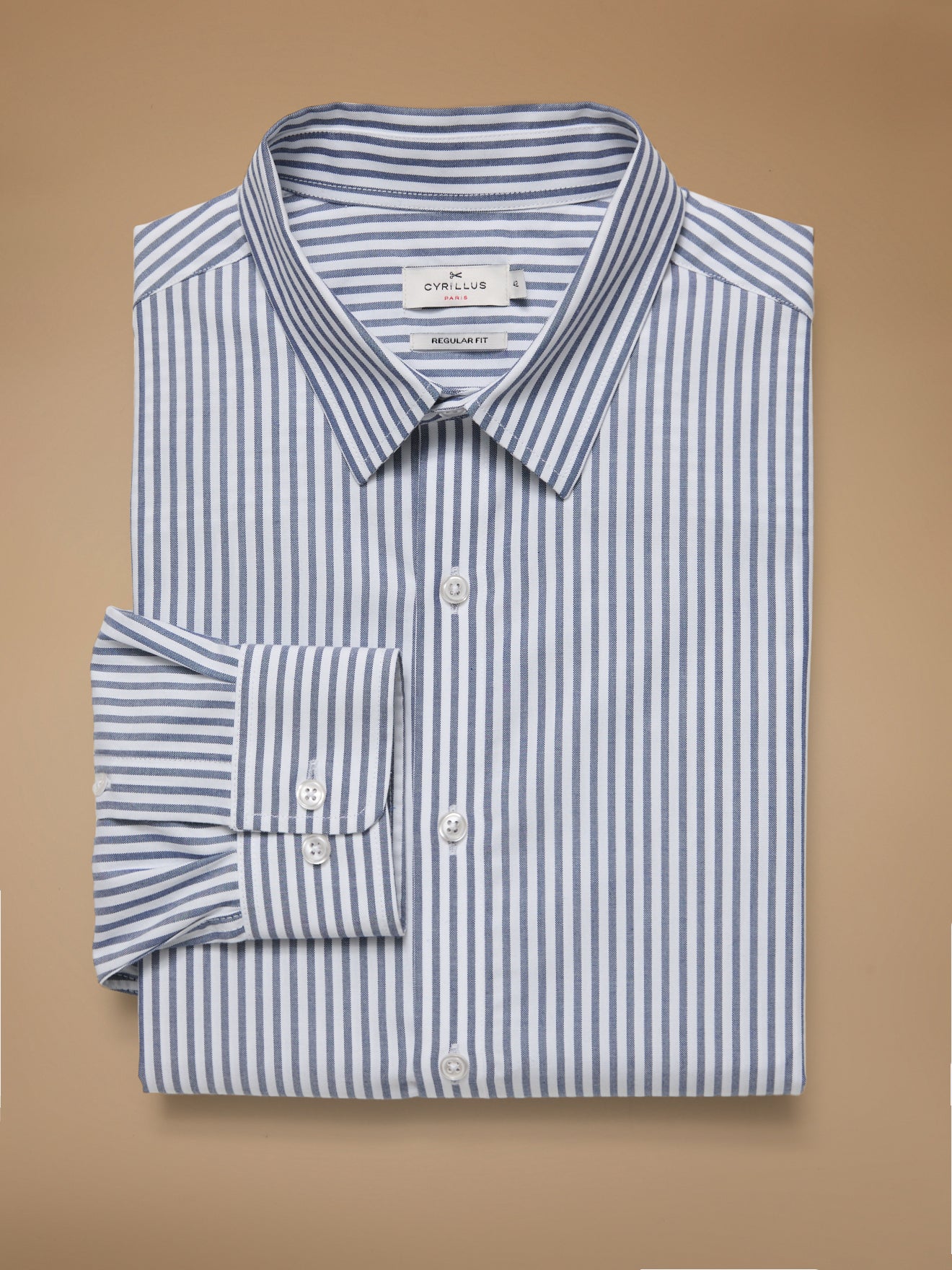 Men's contemporary striped shirt