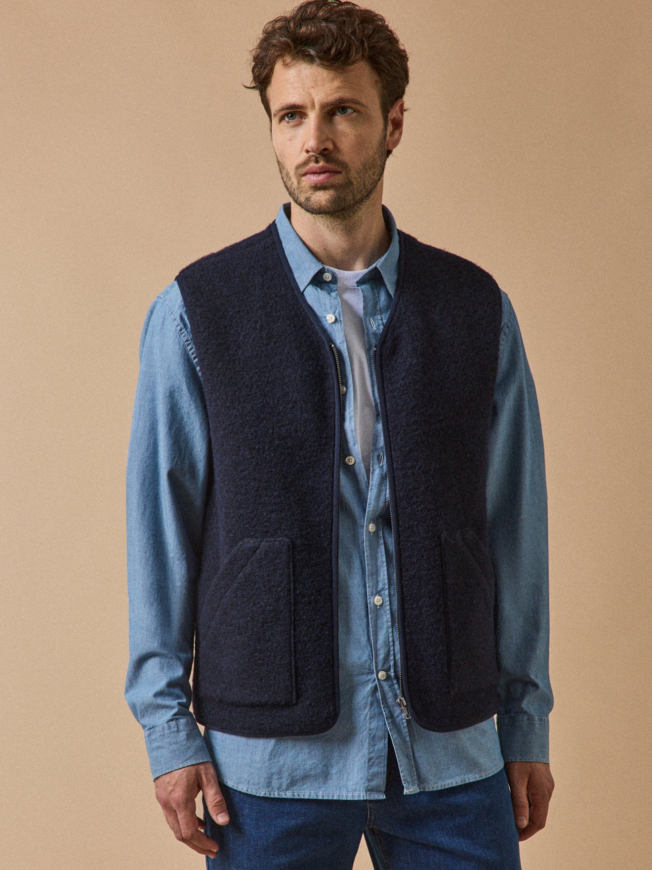 Men's sleeveless zip sweater