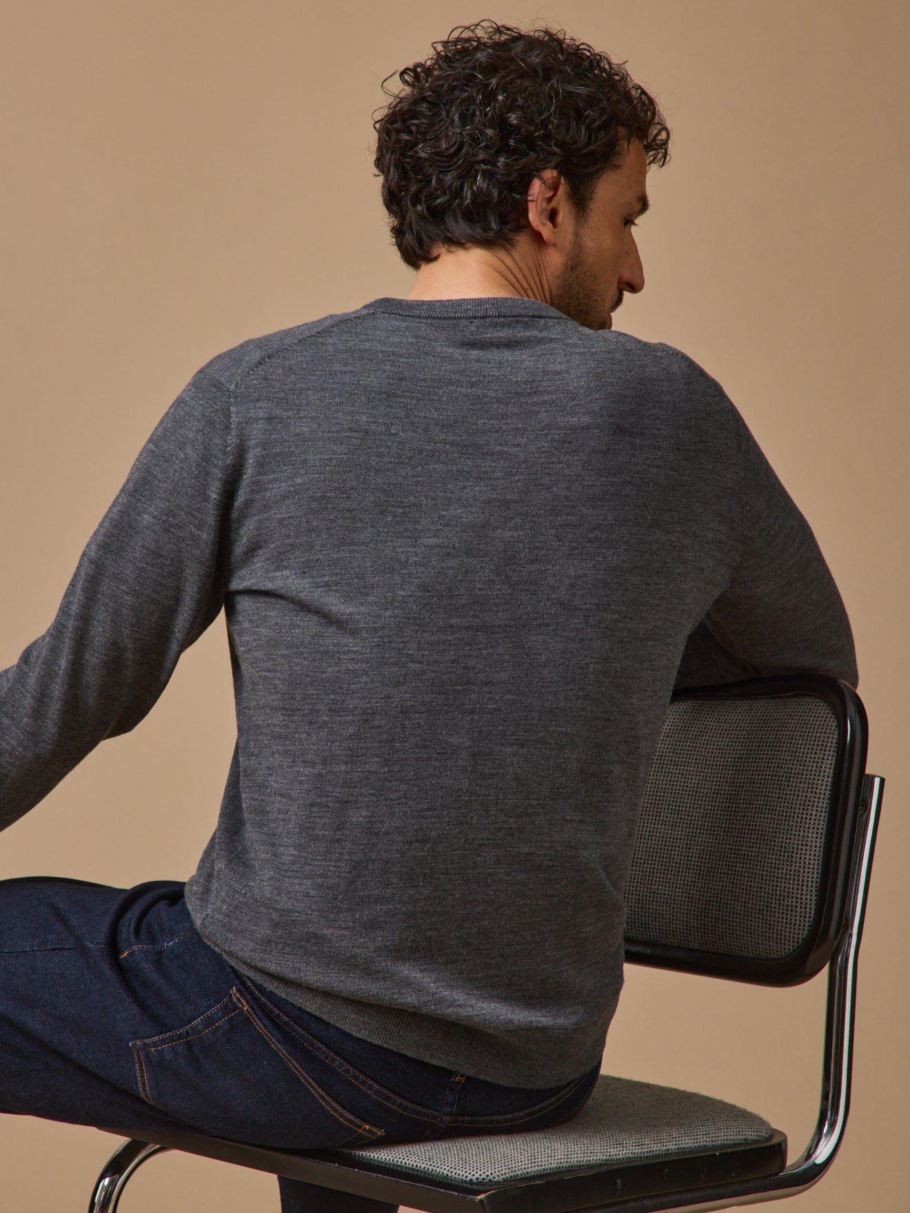 Men's lightweight merino wool sweater with V-neckline