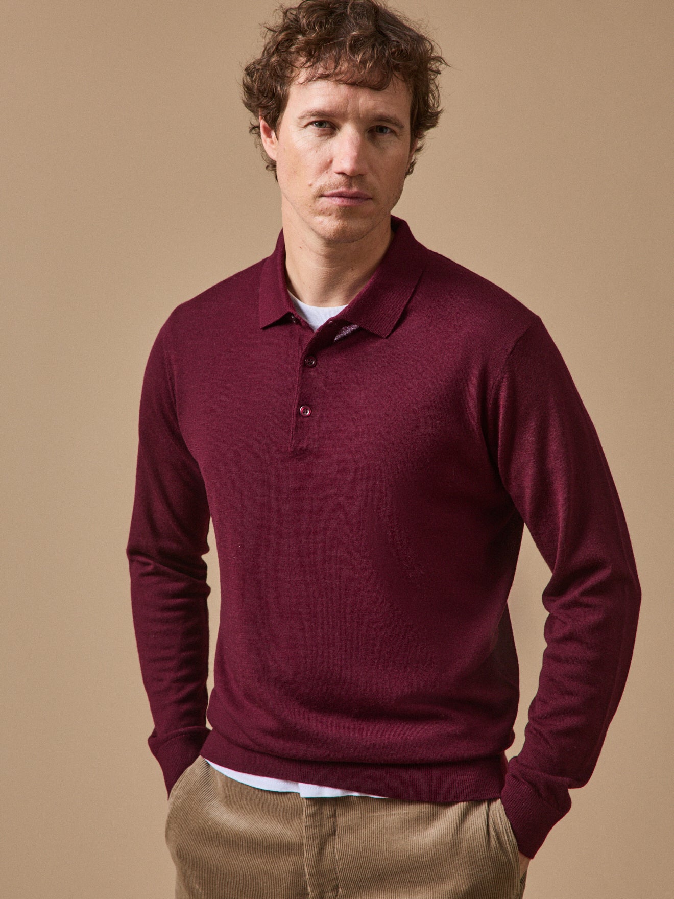 Men's lightweight merino wool sweater with polo shirt collar