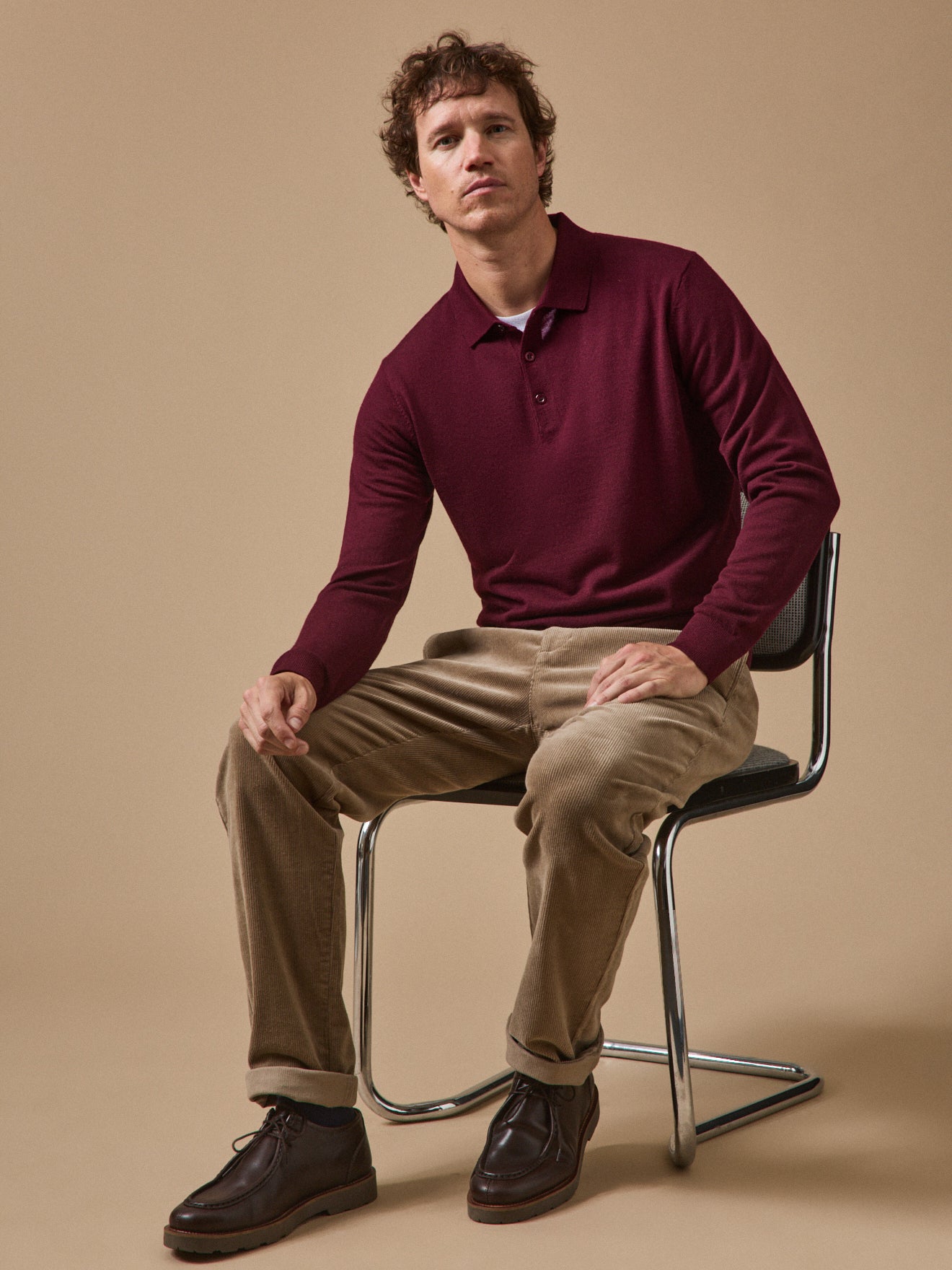 Men's lightweight merino wool sweater with polo shirt collar