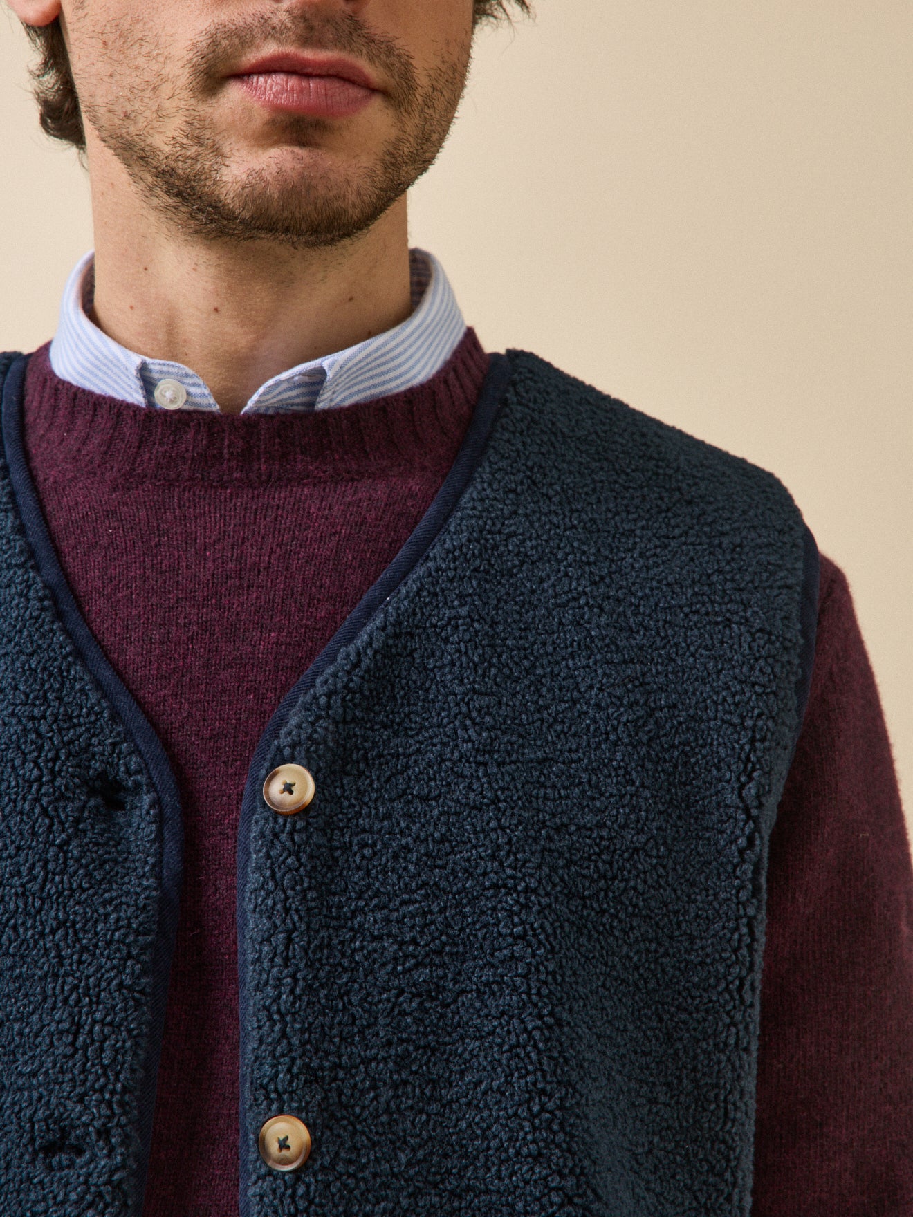 Men's sleeveless sherpa jacket