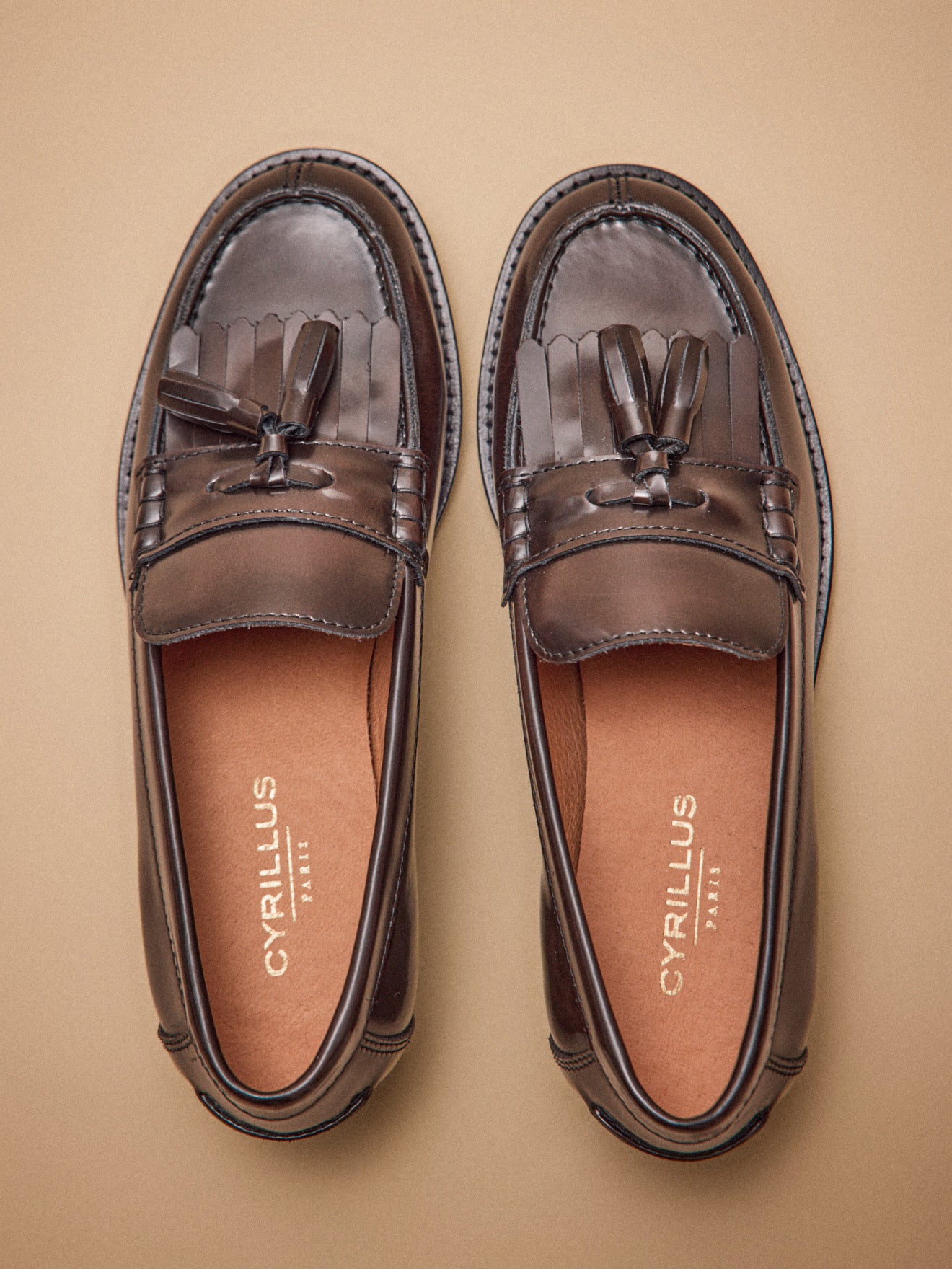 Women's fringe and tassel leather loafers