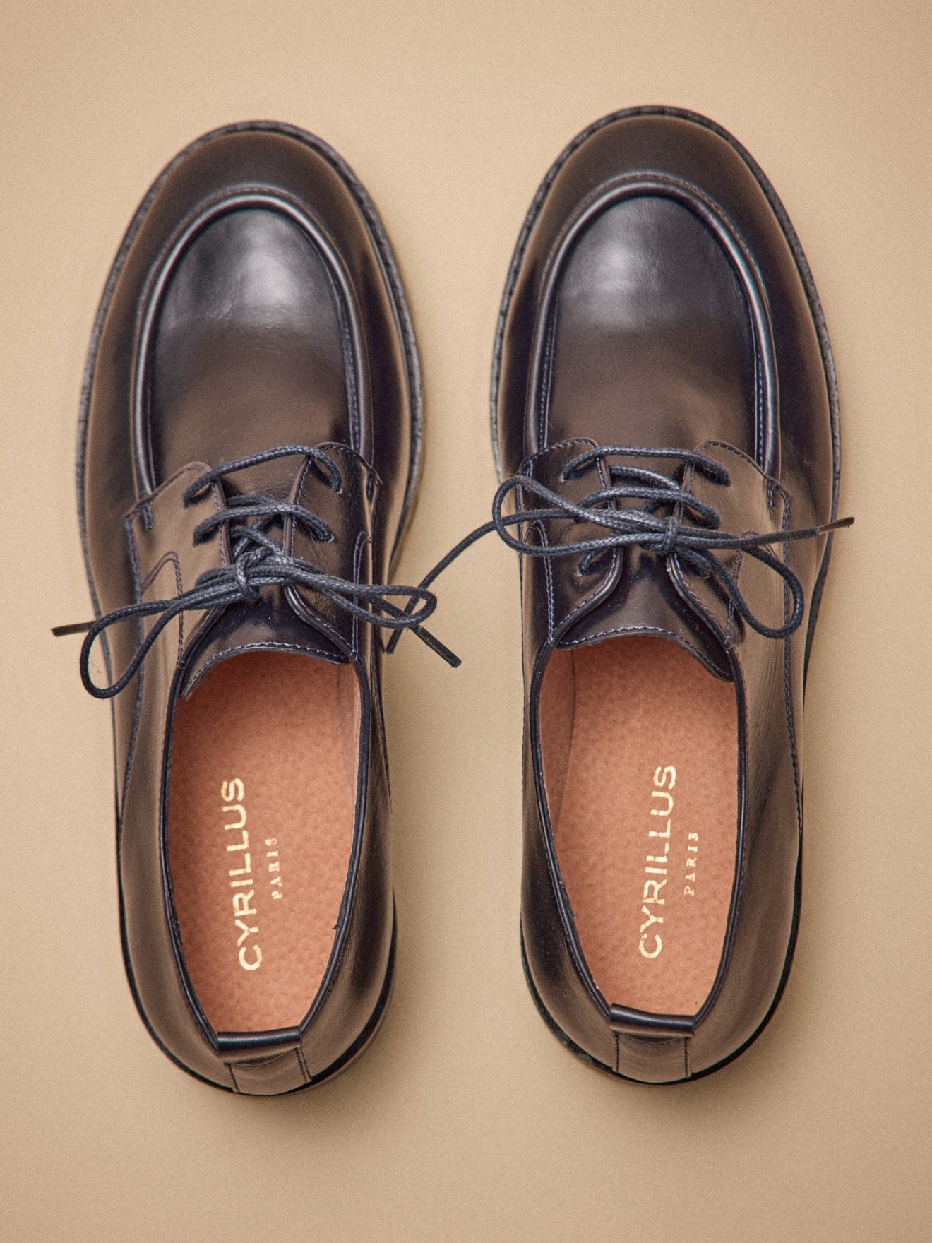 Women's leather lace-up Derby shoes