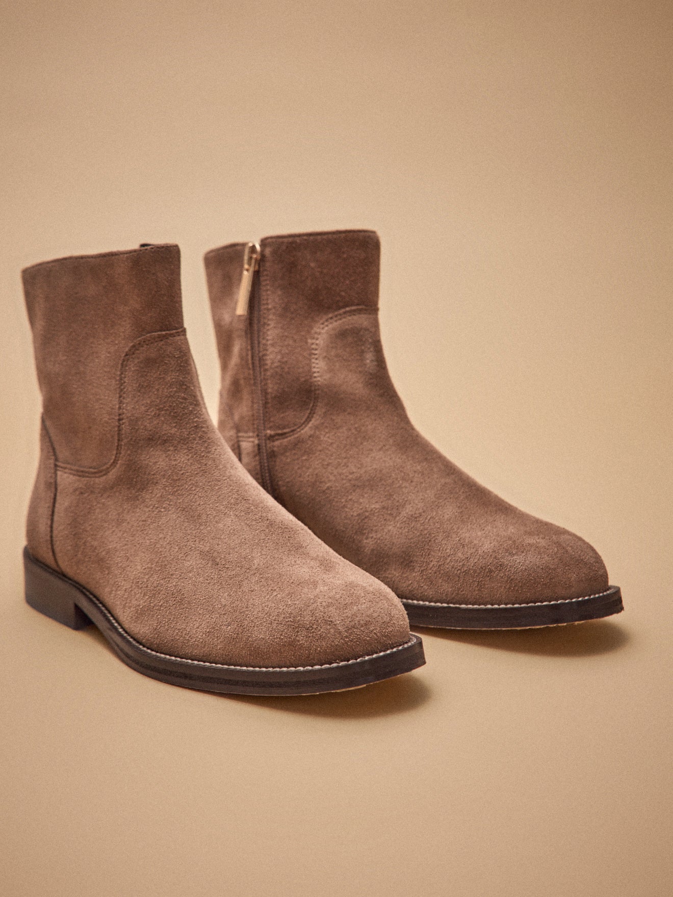 Women's suede leather Camargue-style boots