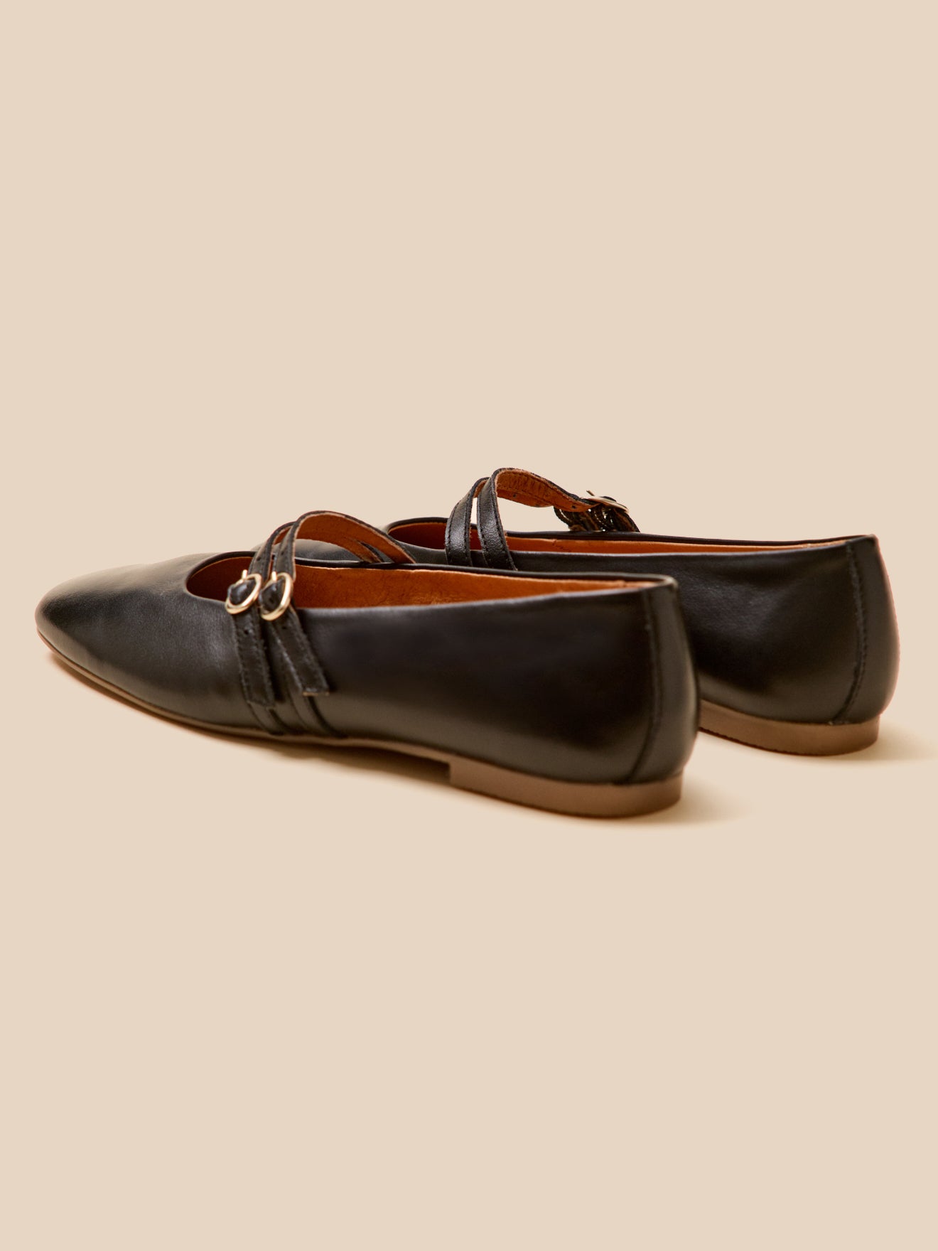 Women's leather ballet flats with 2 straps