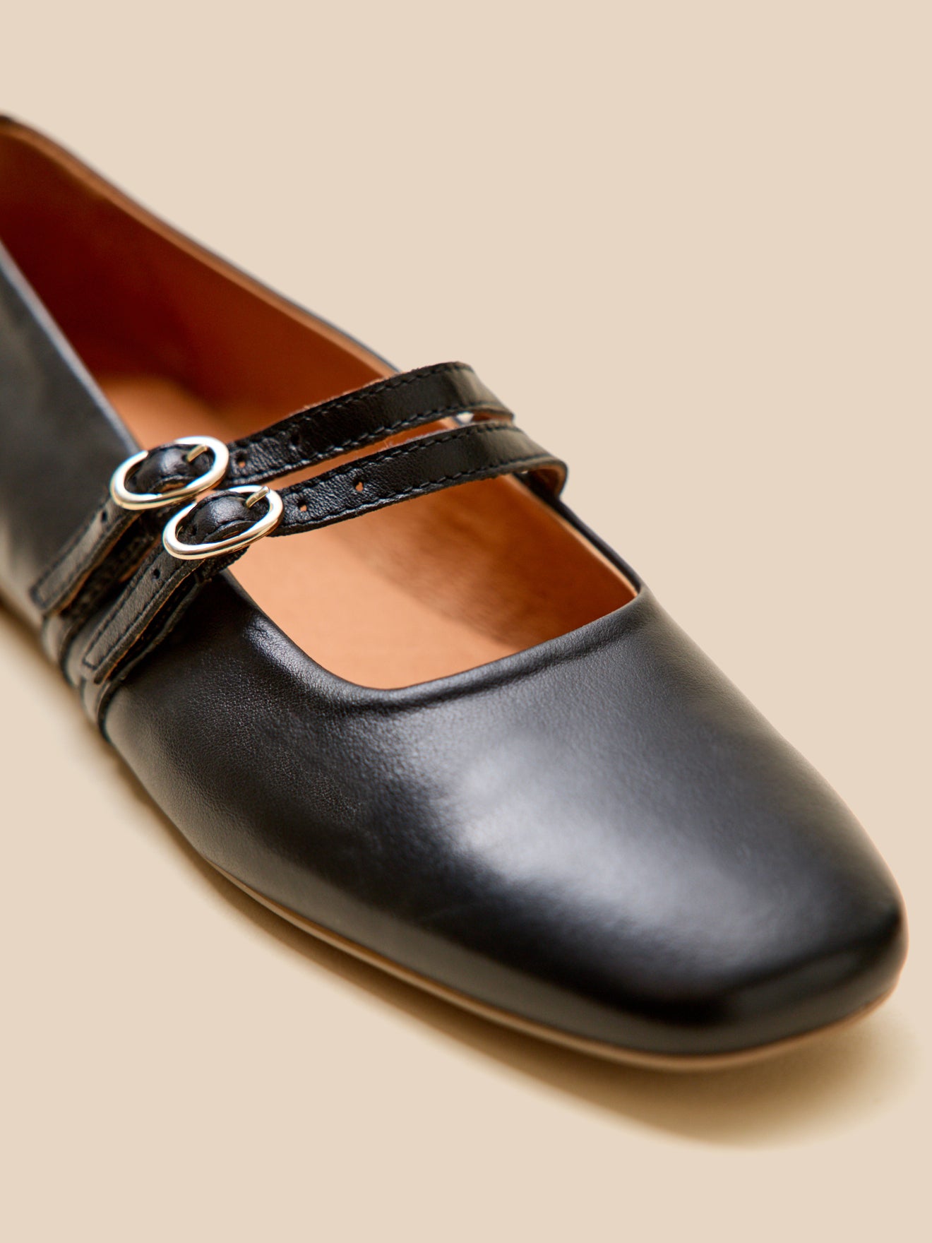 Women's leather ballet flats with 2 straps