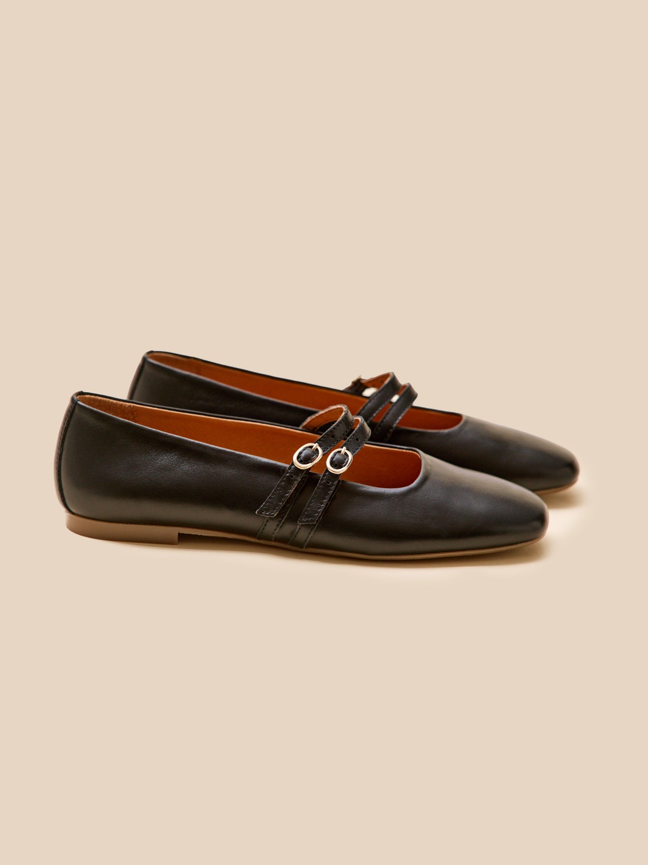Women's leather ballet flats with 2 straps