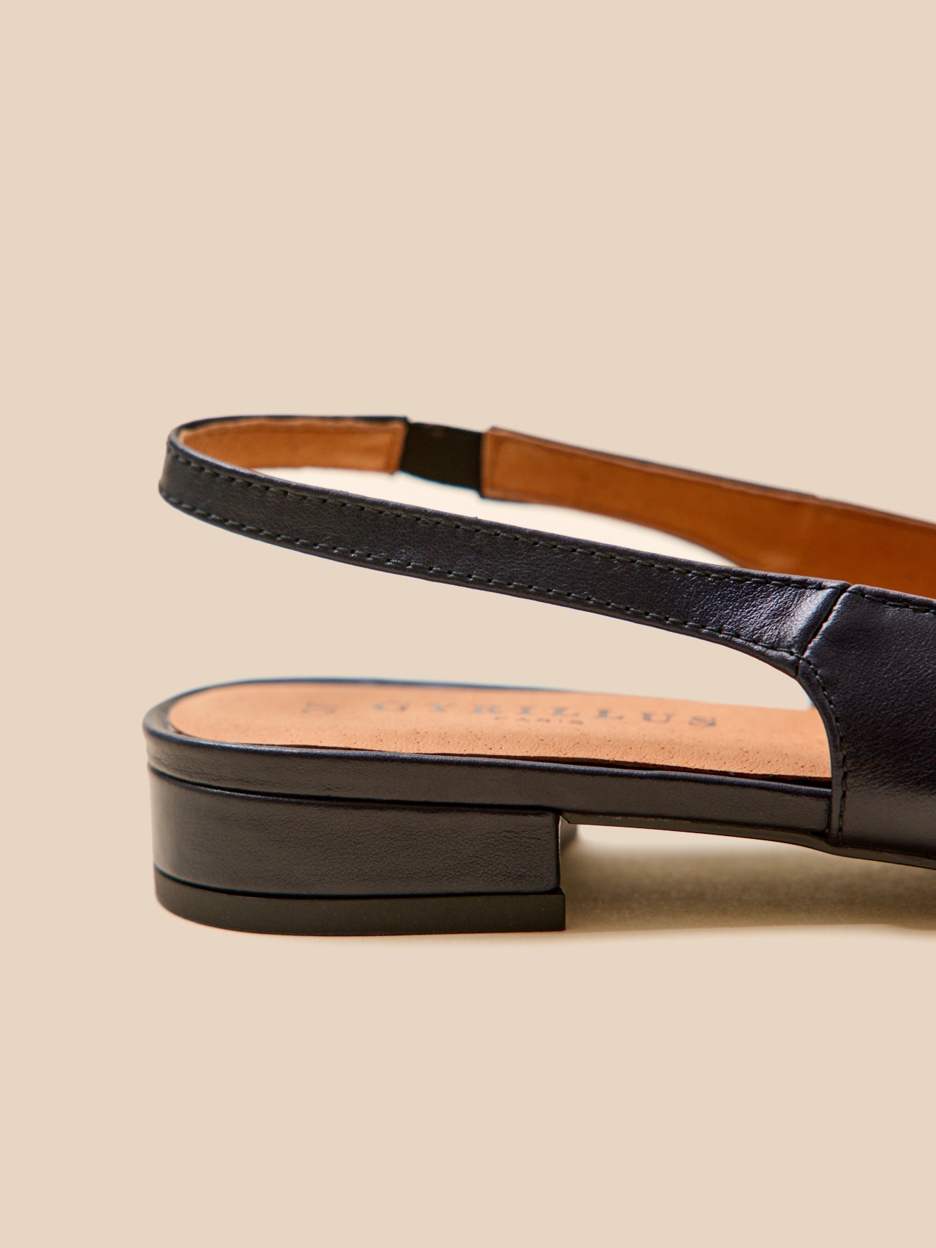 Women's slingback leather ballet flats