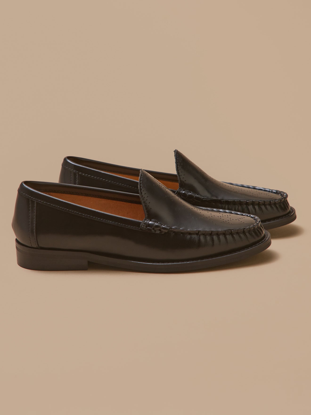 Women's leather loafers