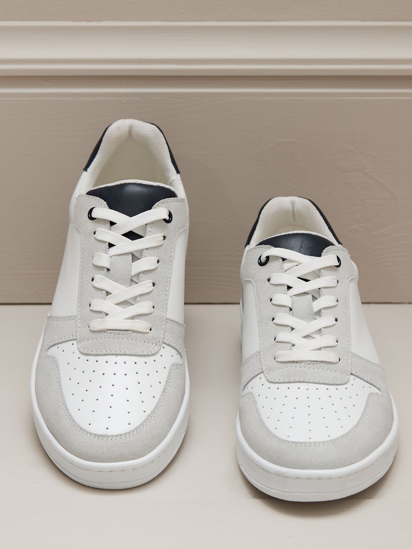 Men's leather trainers