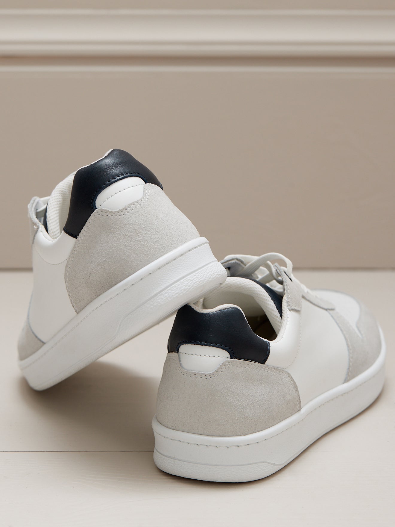 Men's leather trainers