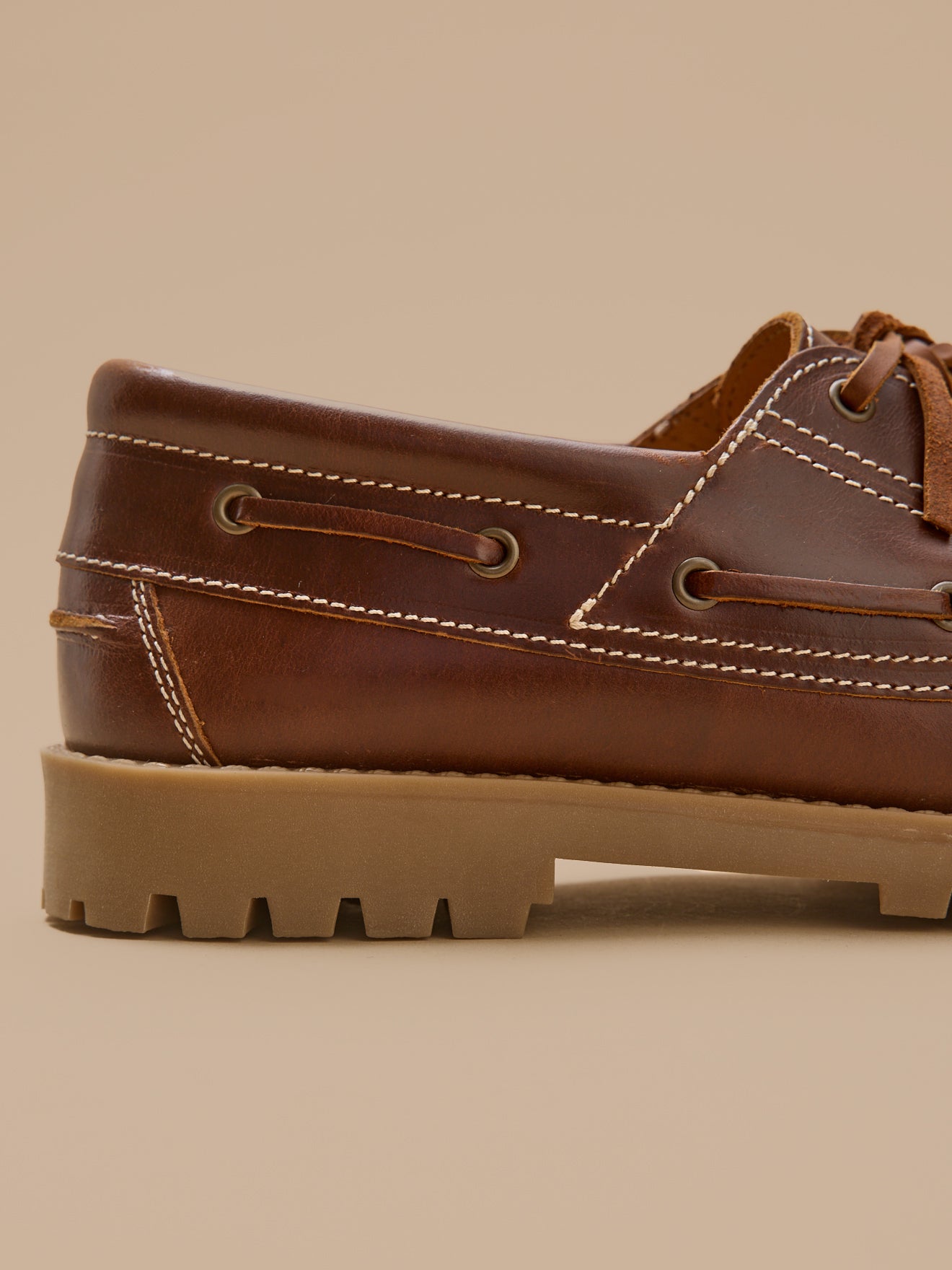 Men's leather deck shoes