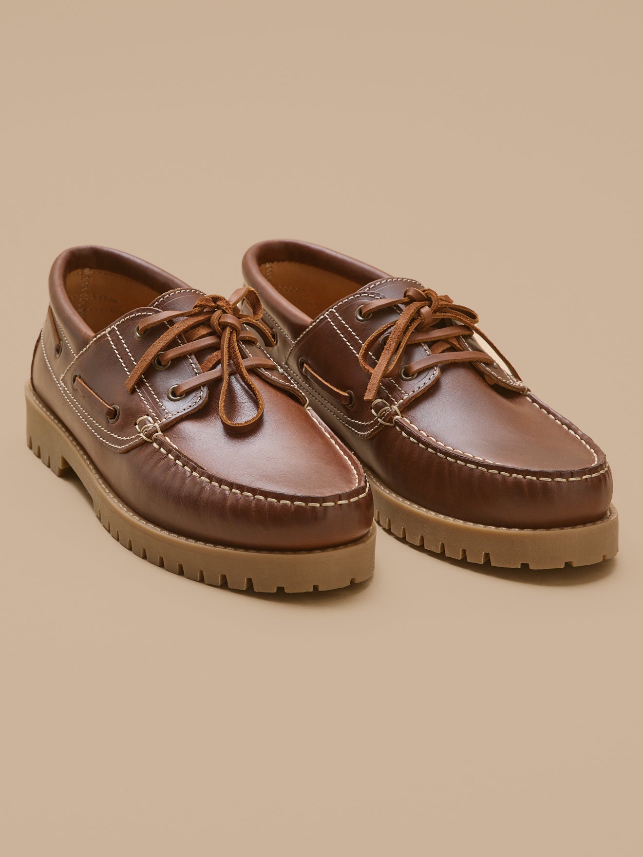 Men's leather deck shoes