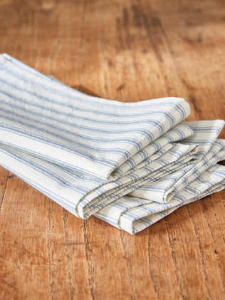 Set of 4 striped napkins