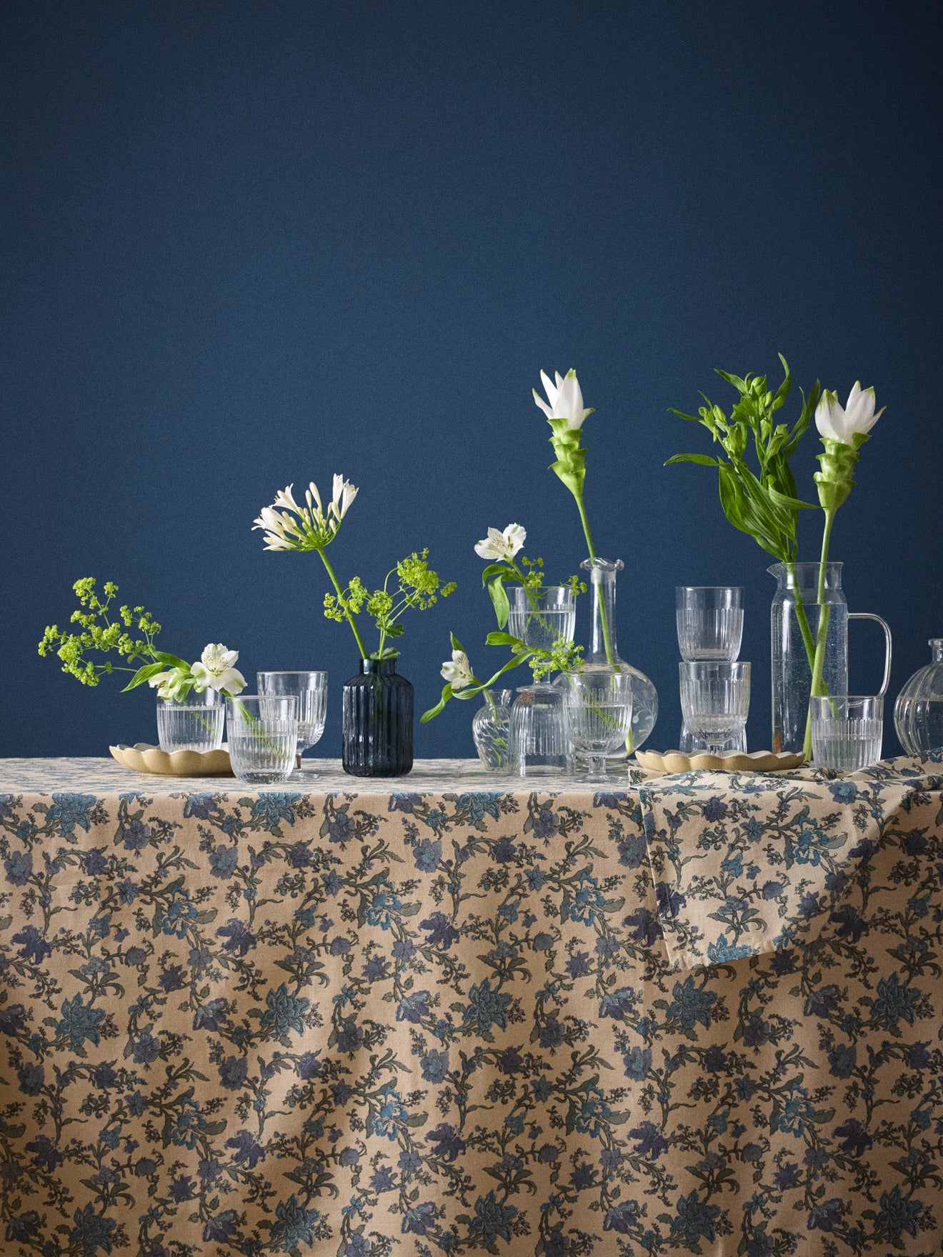 Aurore tablecloth in linen-look wefted cotton