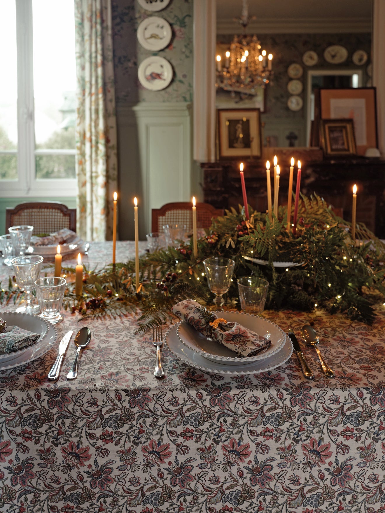 Augustine tablecloth in linen-look wefted cotton