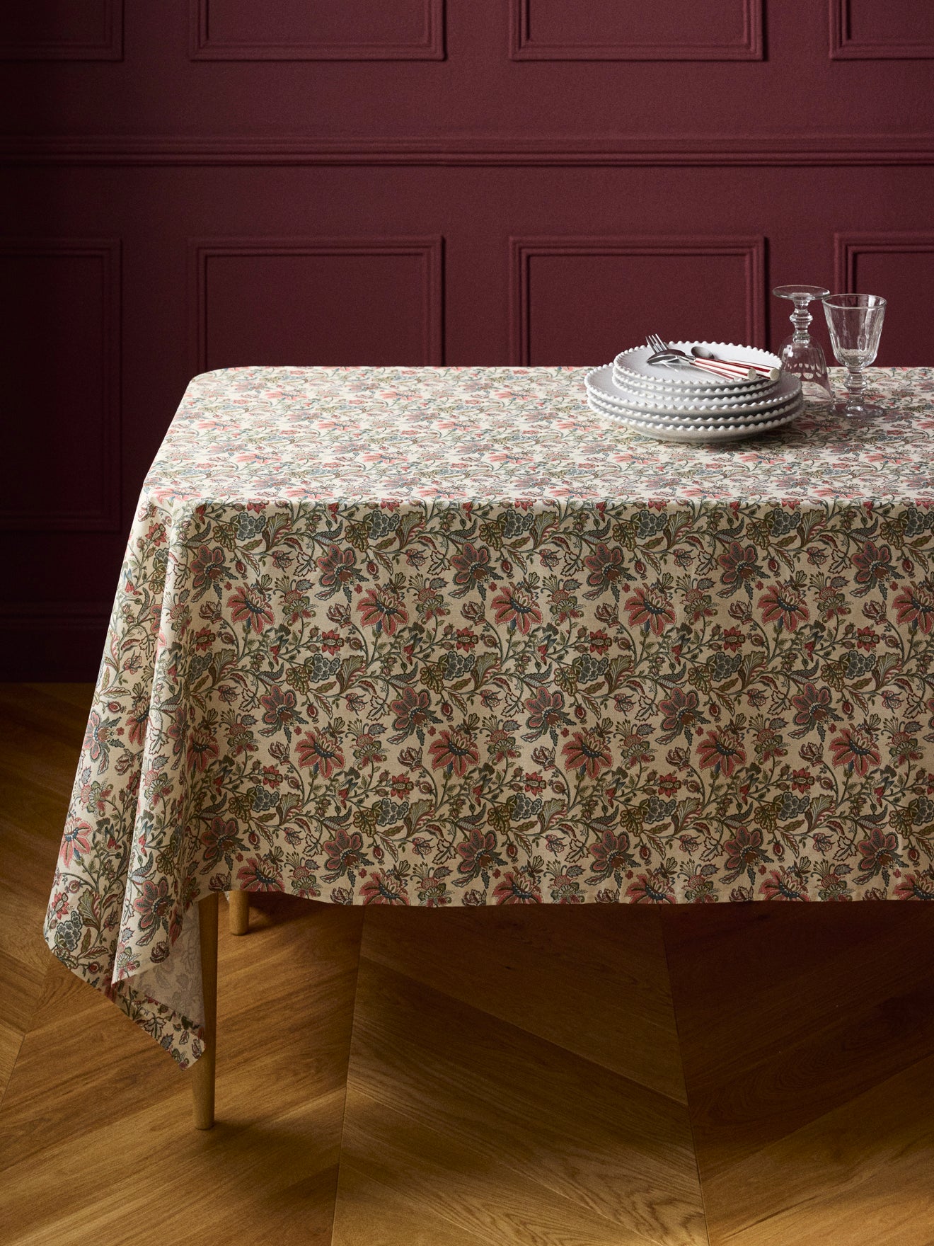 Augustine tablecloth in linen-look wefted cotton