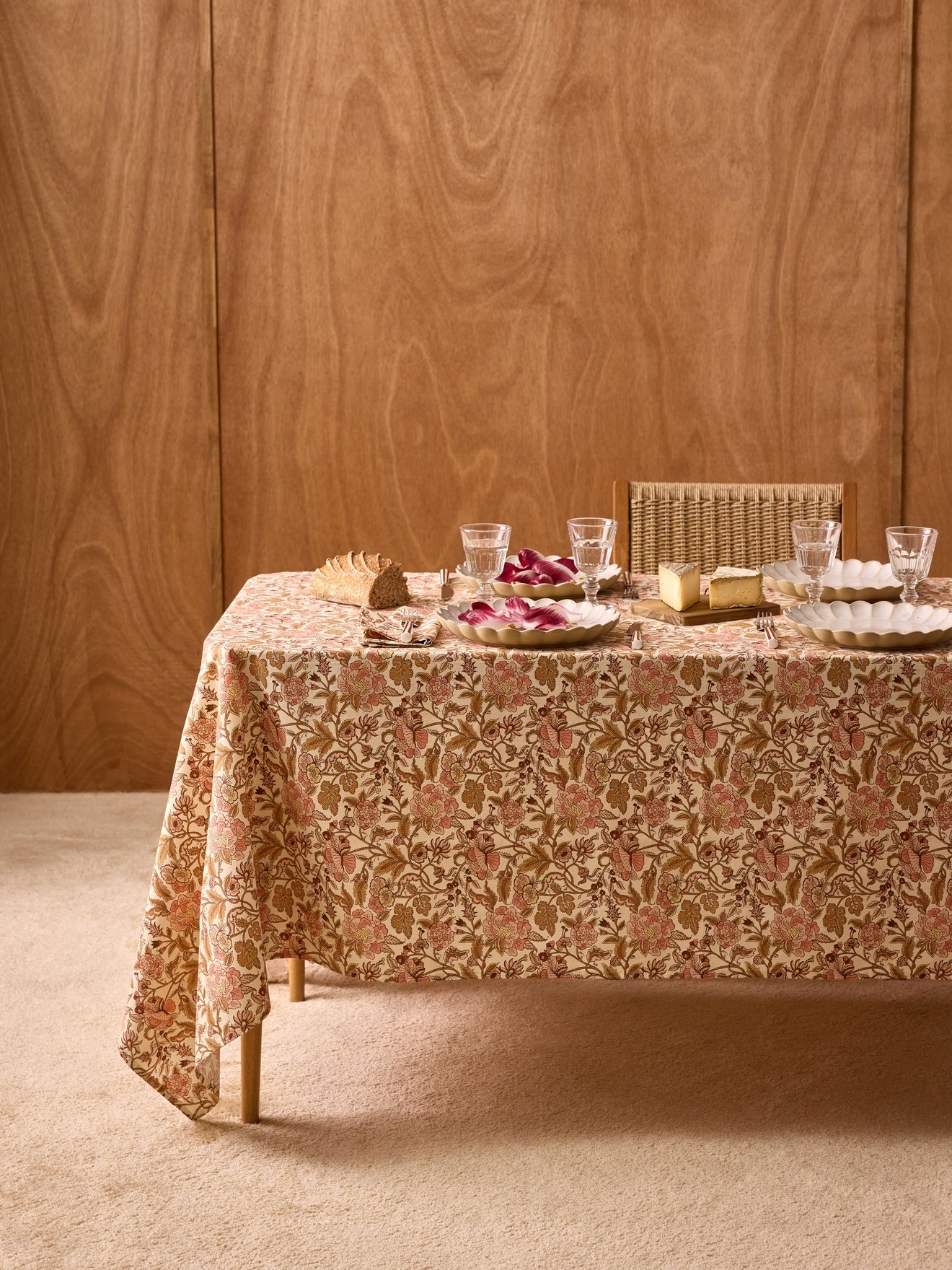 Print tablecloth in welted cotton