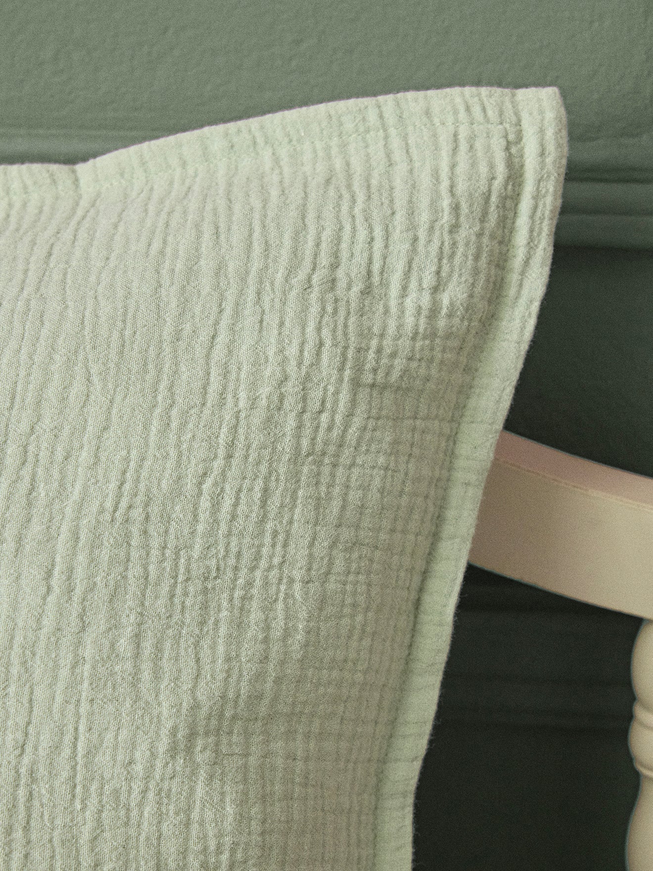 Child's cotton gauze crinkled pillowcase