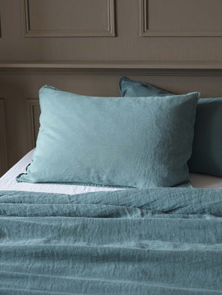 "Cocoon" pre-washed linen pillowcase