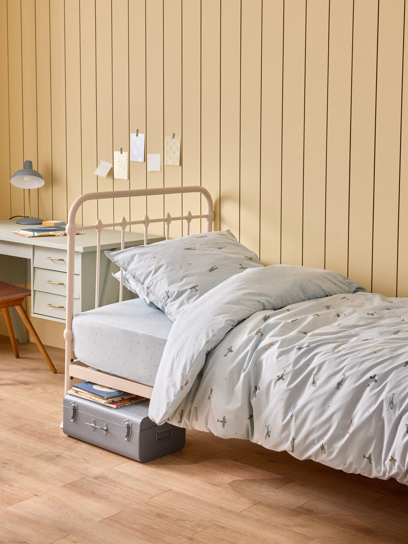 Aviator cotton pillowcase