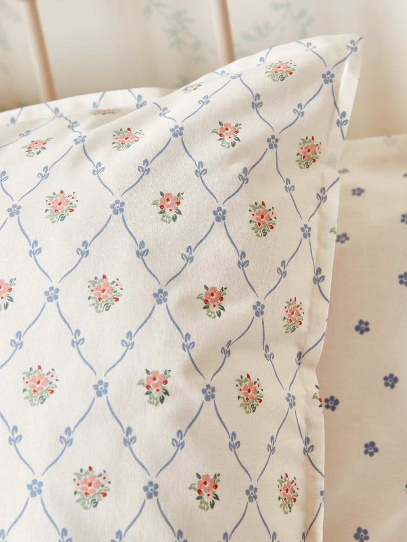 Taie d'oreiller coton bio Rhea CAMIF--65 x 65 cm | Leroy Merlin