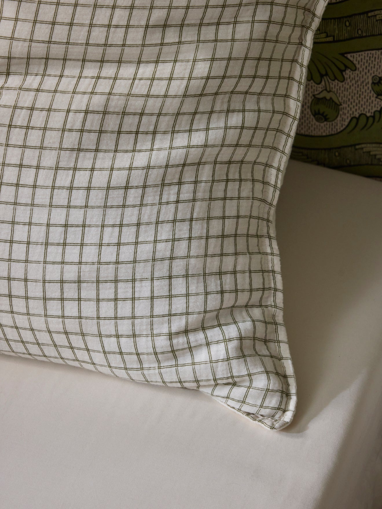 Checks cotton gauze pillow