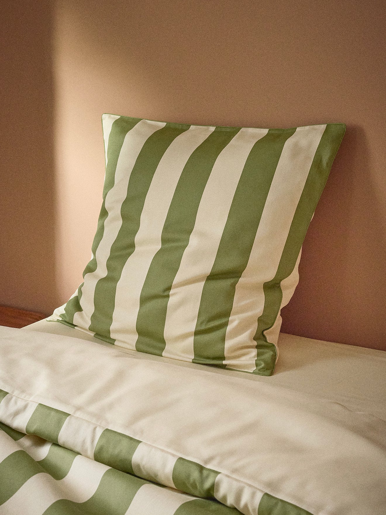 Anouk cotton sateen pillowcase