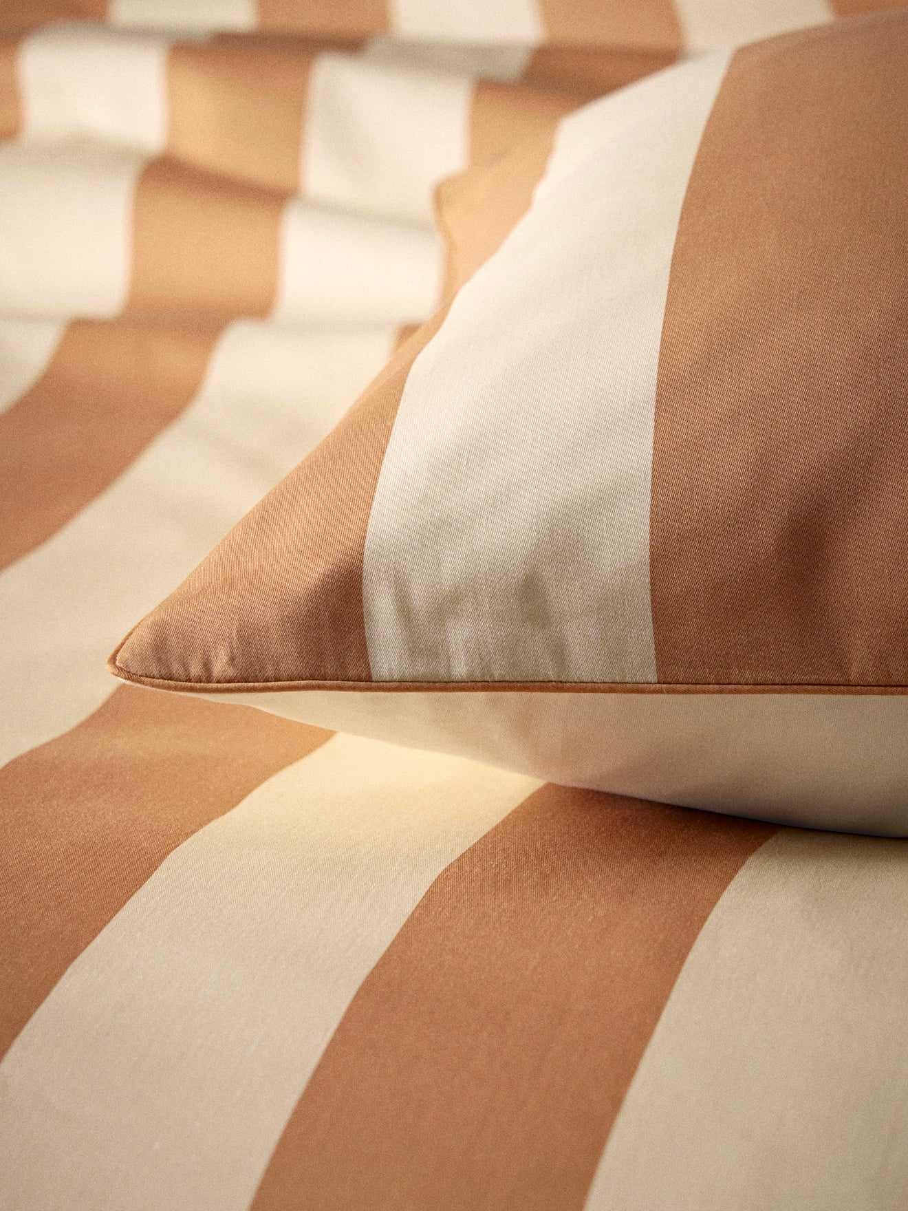 Anouk cotton sateen pillowcase