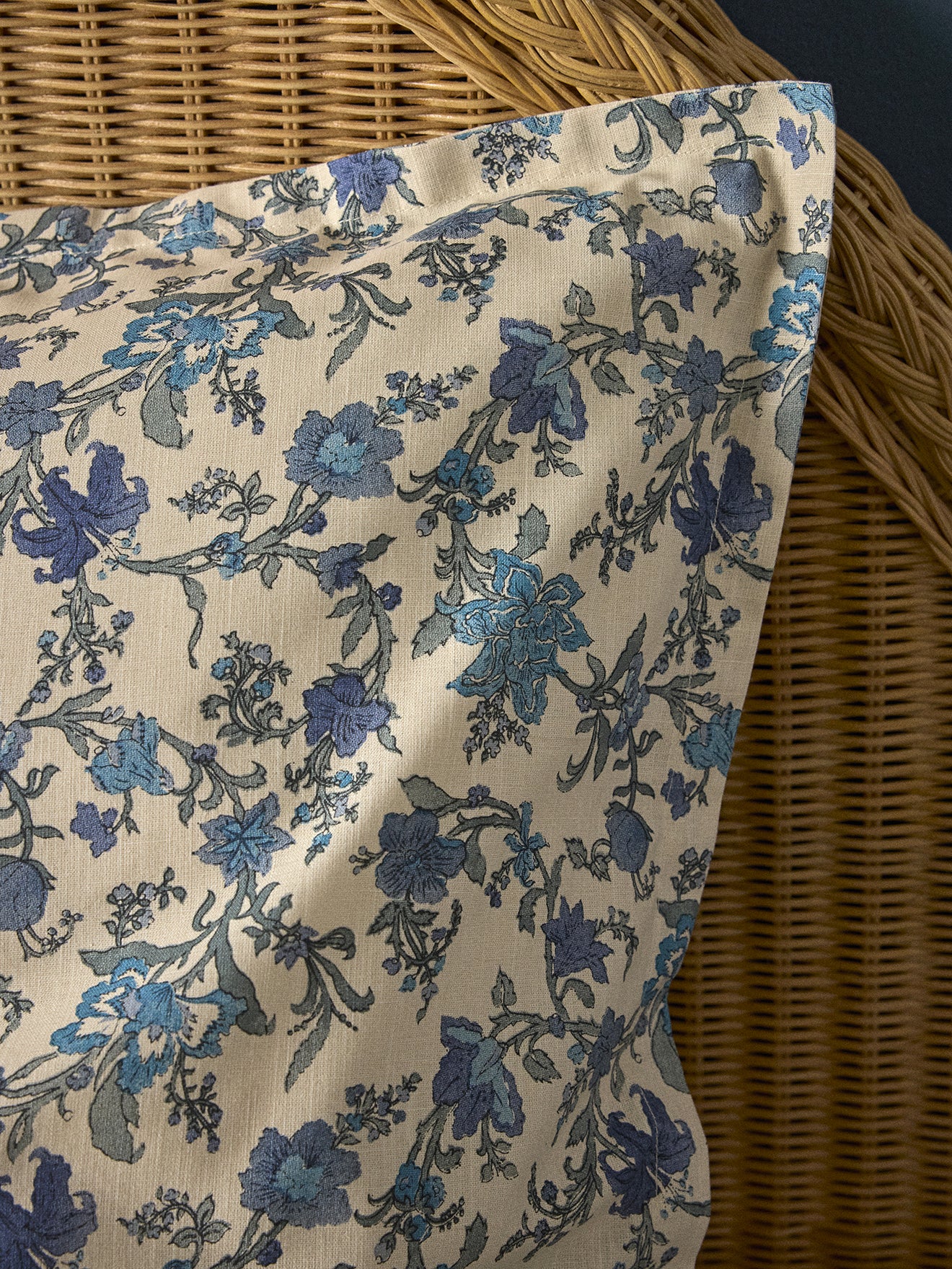 Aurore linen-look cotton pillowcase