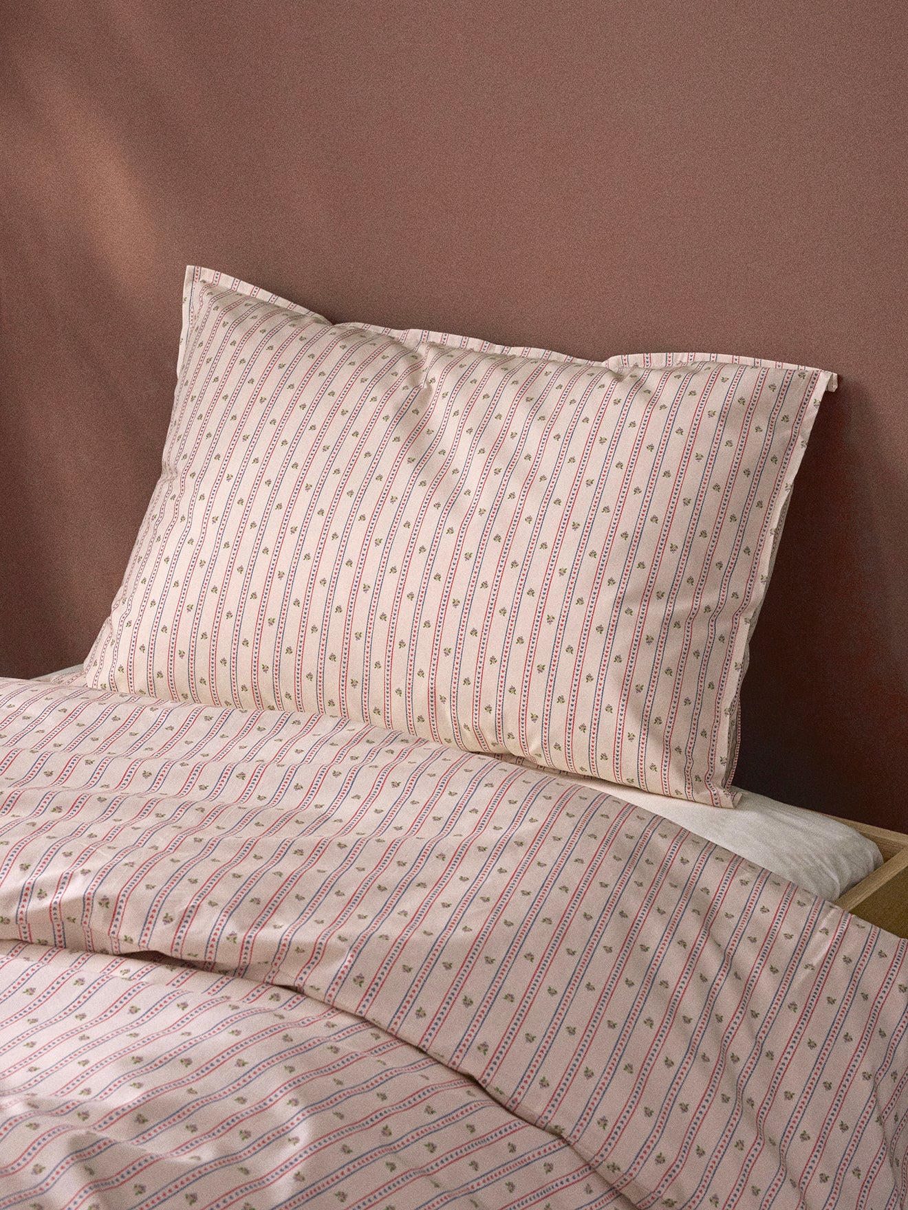 Avril cotton percale pillowcase
