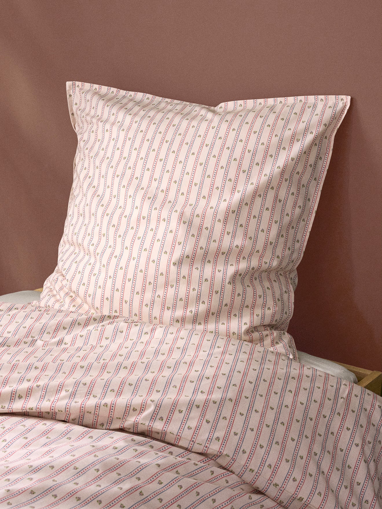 Avril cotton percale pillowcase