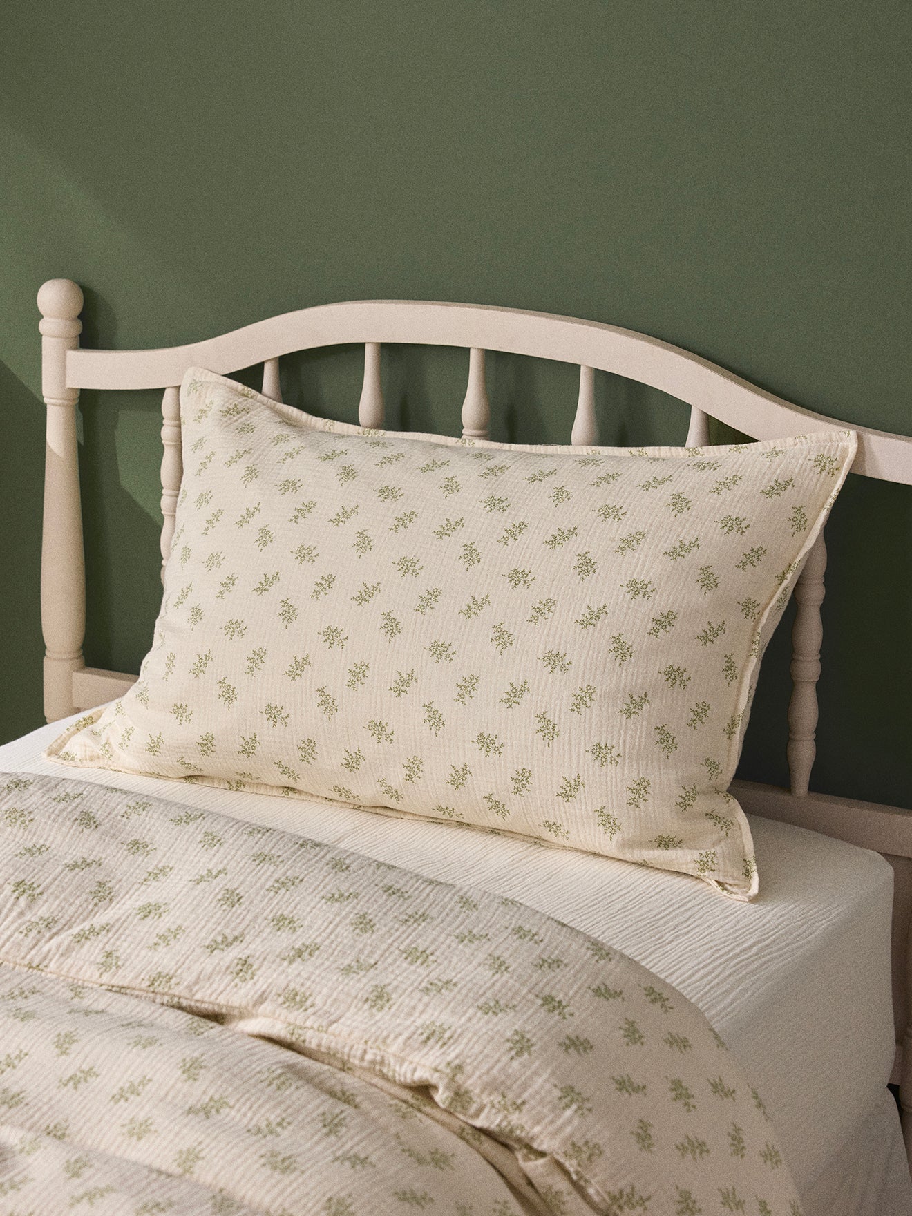 Abby cotton gauze pillowcase