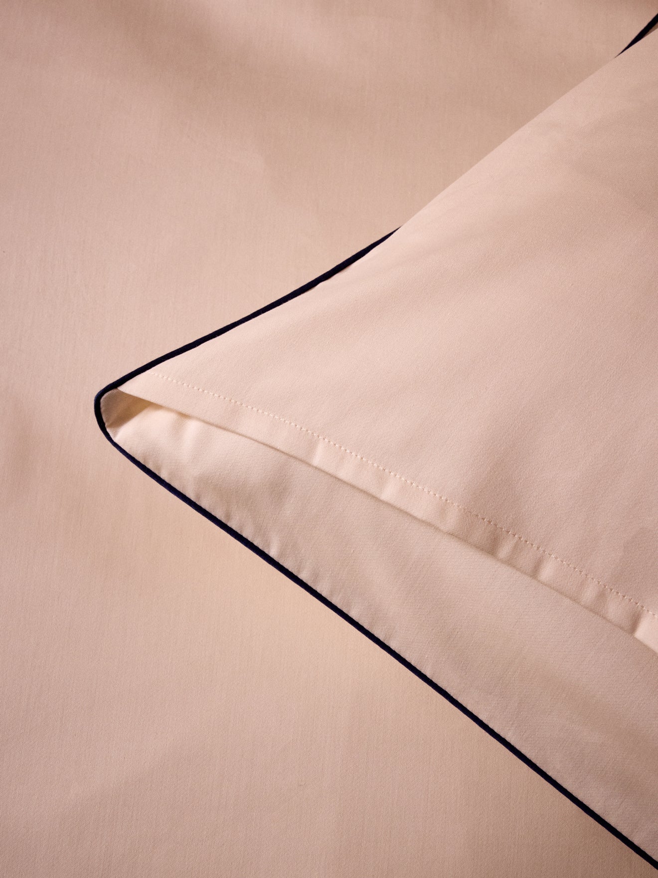 Madeleine sateen pillowcase