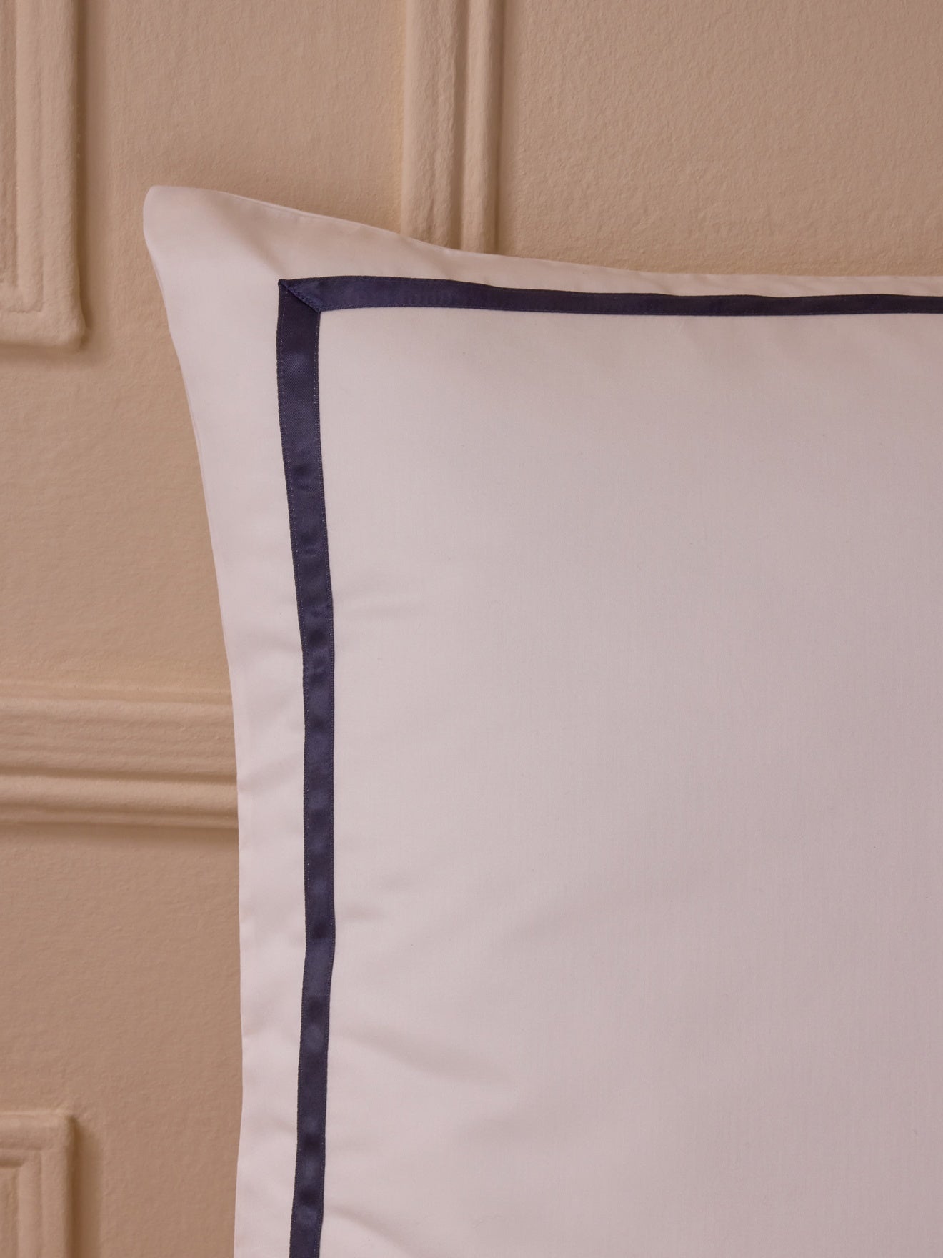 Taie d'oreiller satin de coton "Léonore"