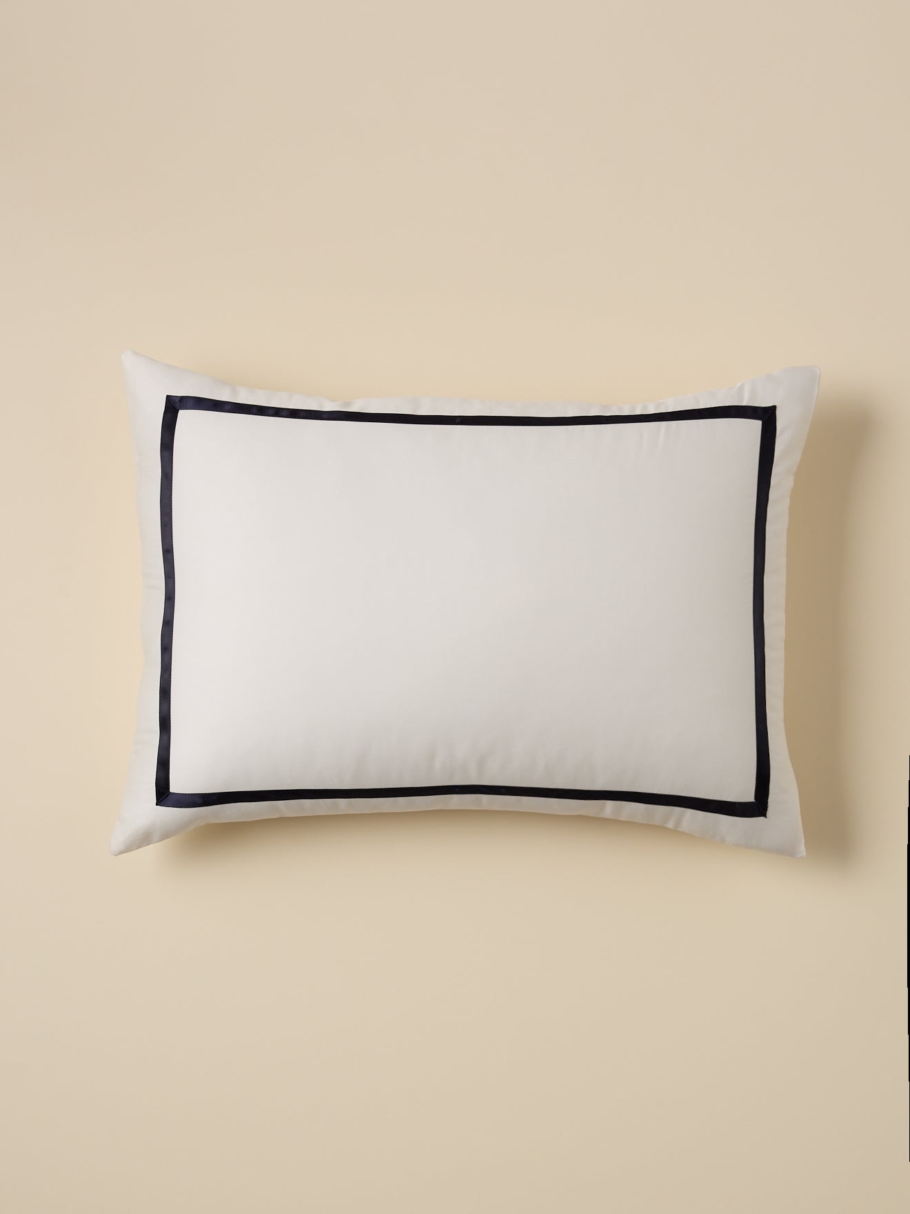 Taie d'oreiller satin de coton "Léonore"