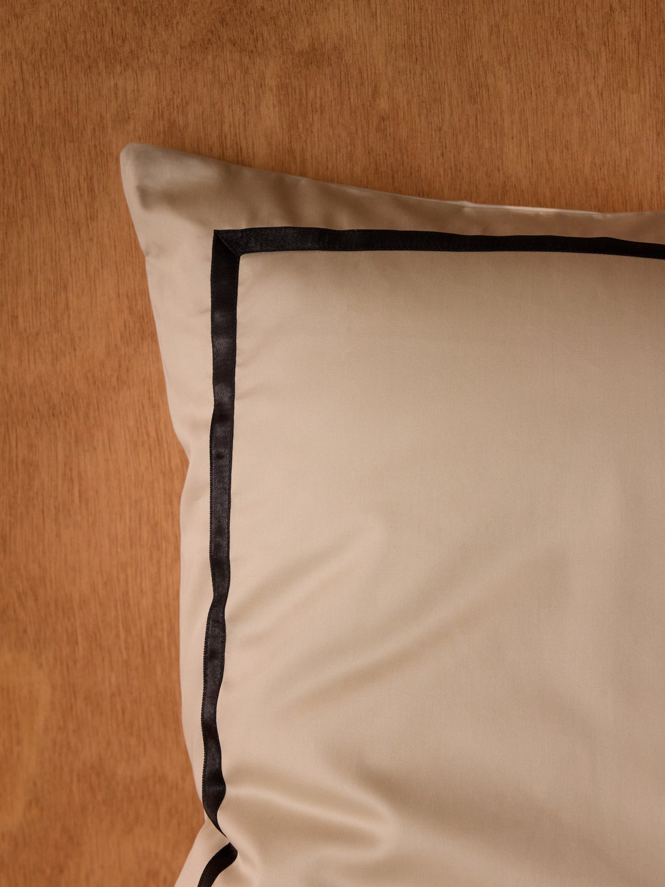 Taie d'oreiller satin de coton "Léonore"