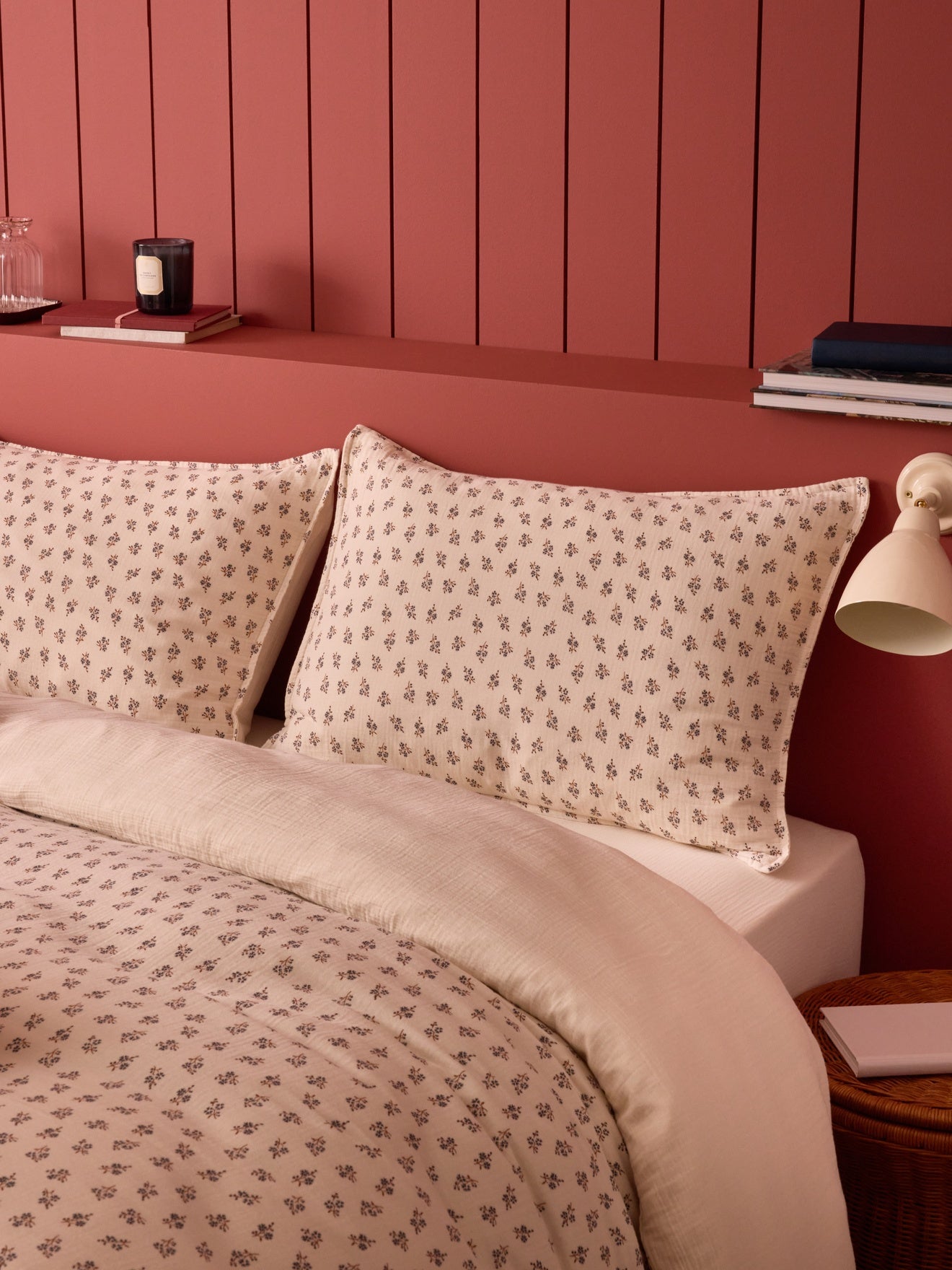 Lorette cheesecloth pillowcase