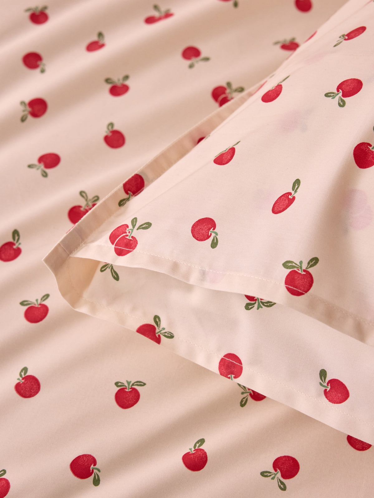 Lady Apple cotton percale pillowcase