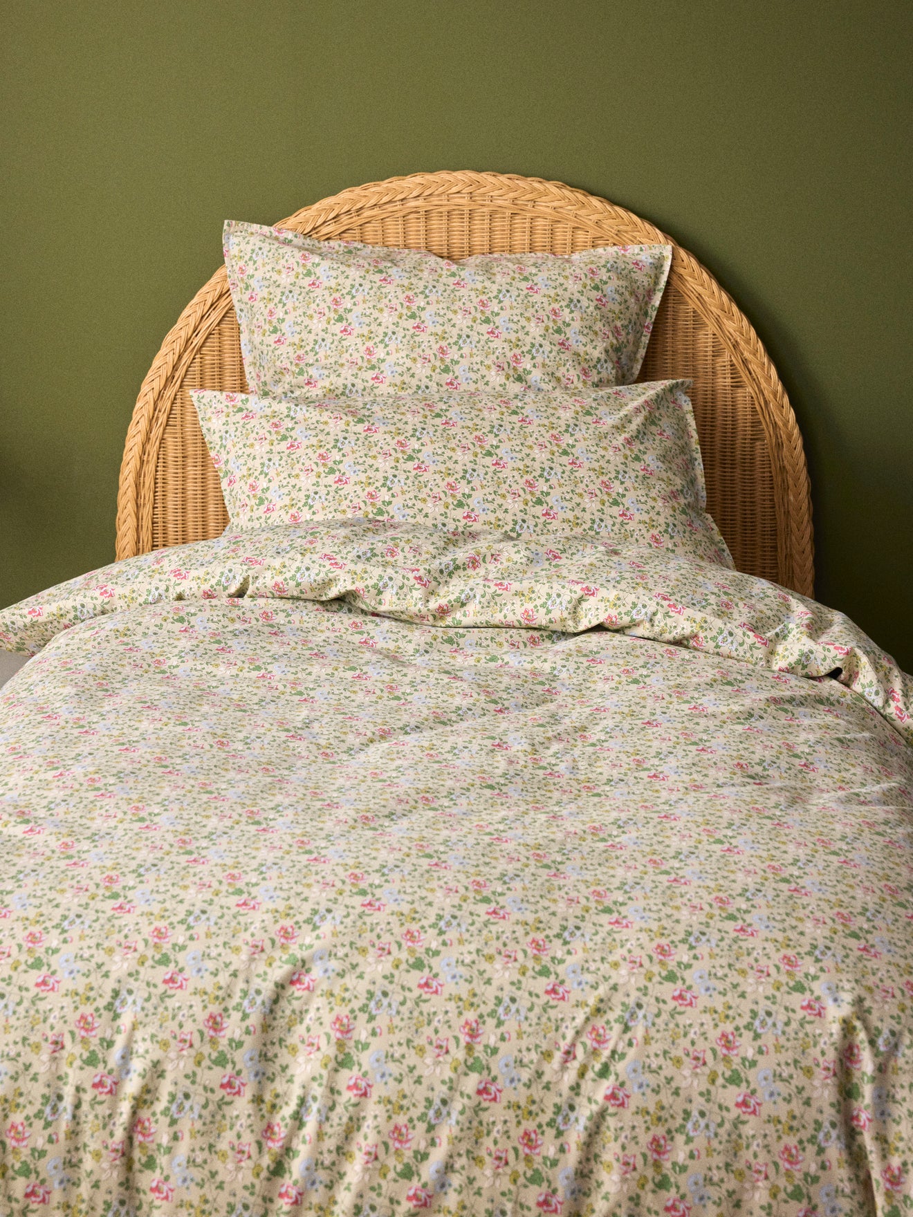Alma cotton percale duvet cover