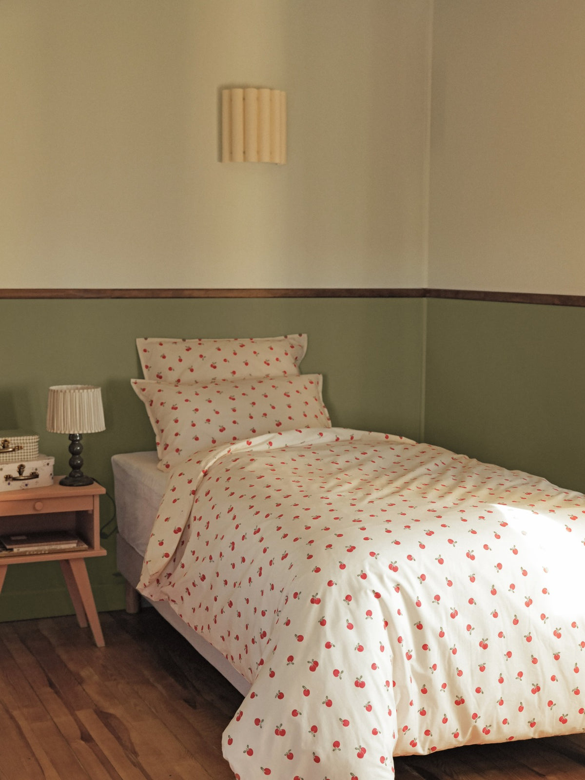 Lady Apple cotton percale duvet cover