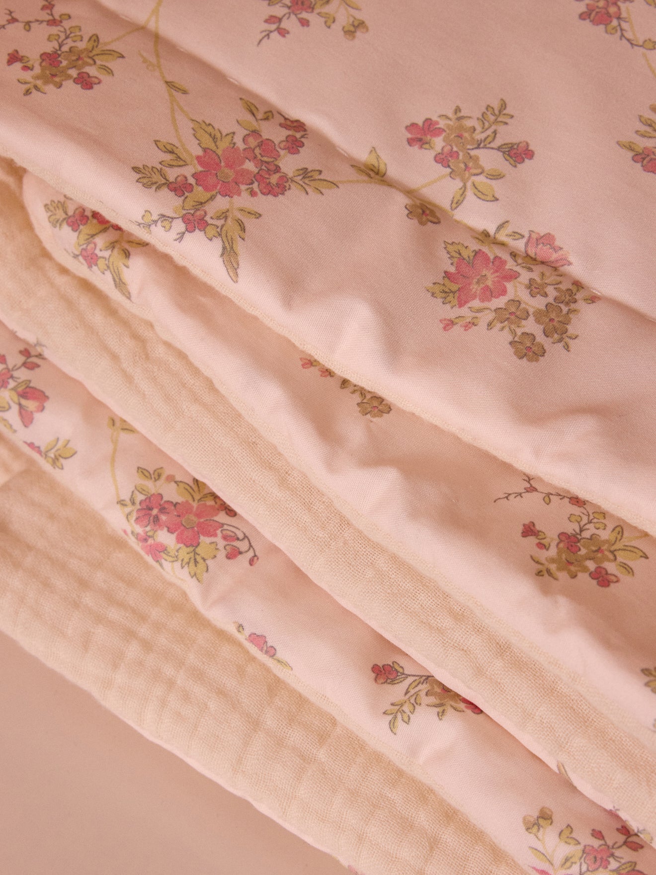 Small cotton gauze baby blanket