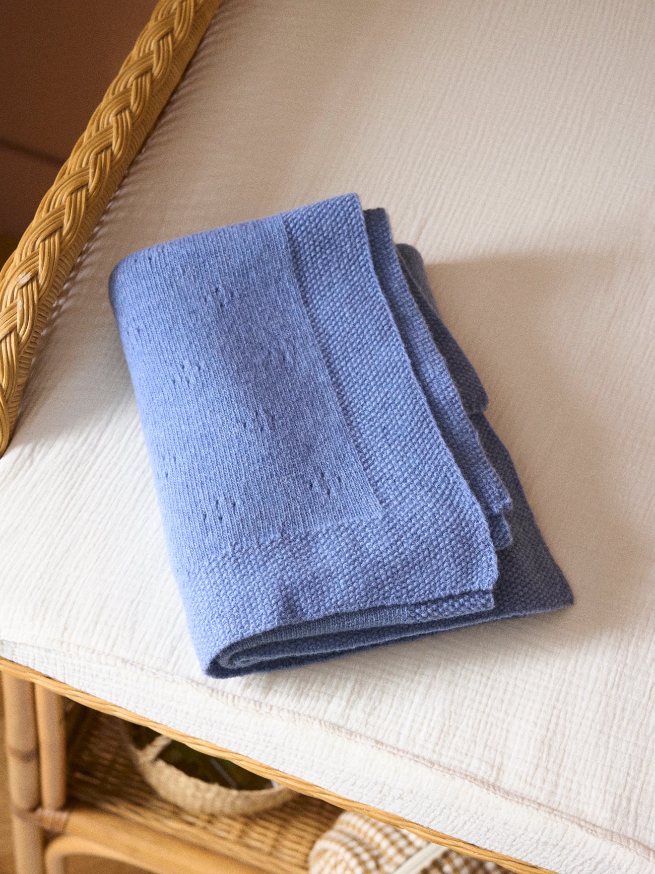 Baby's lambswool pointelle blanket