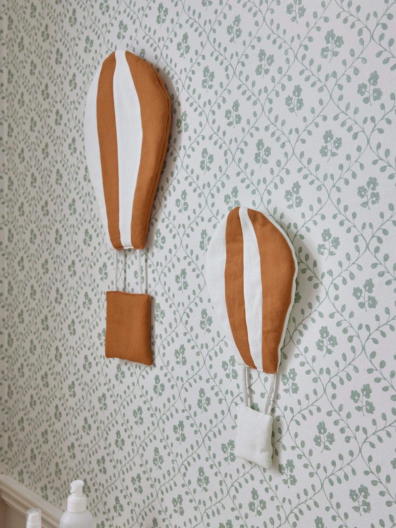 Déco murale Montgolfière en tissu par lot de 2