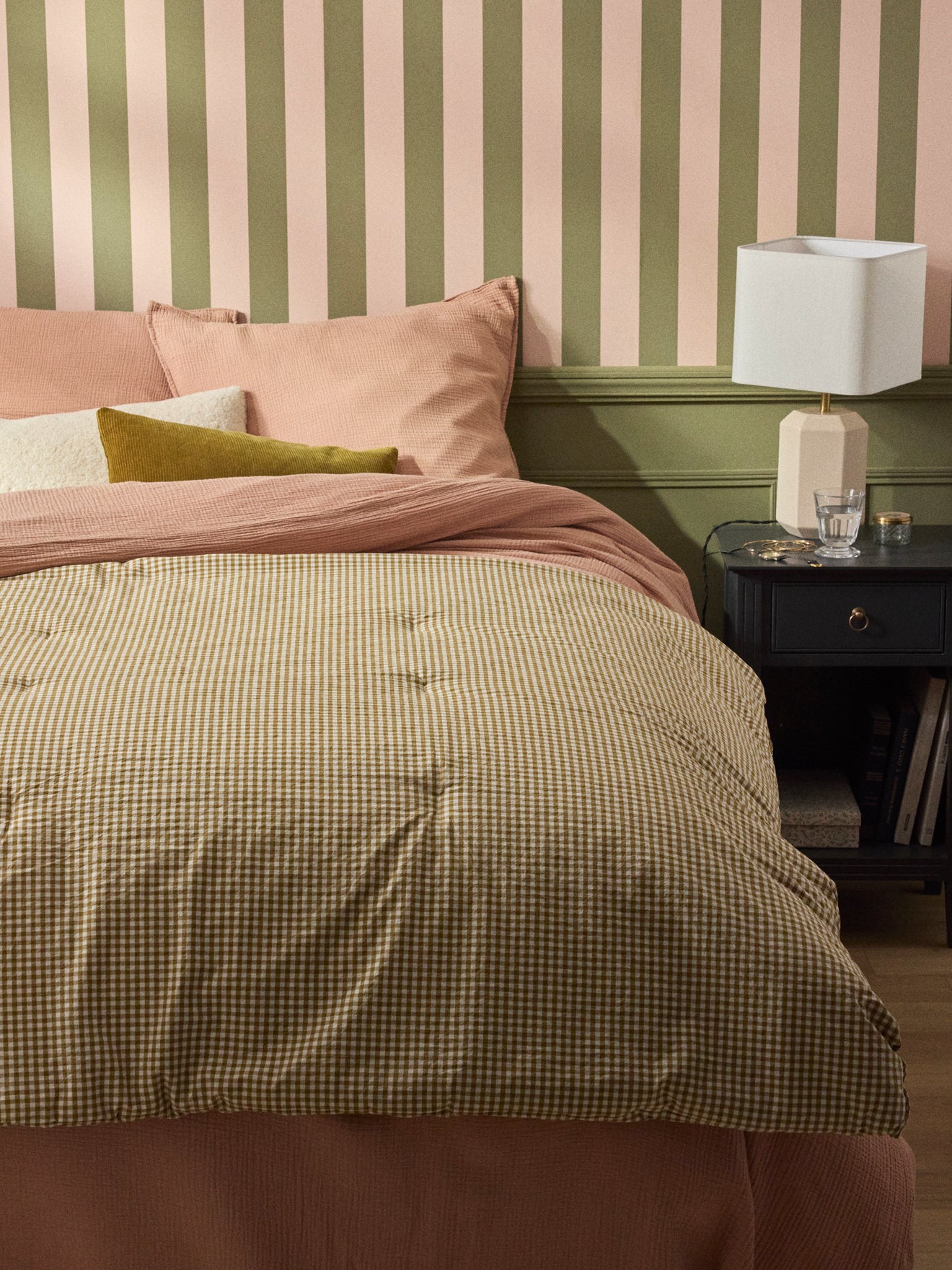 Gingham check cotton comforter