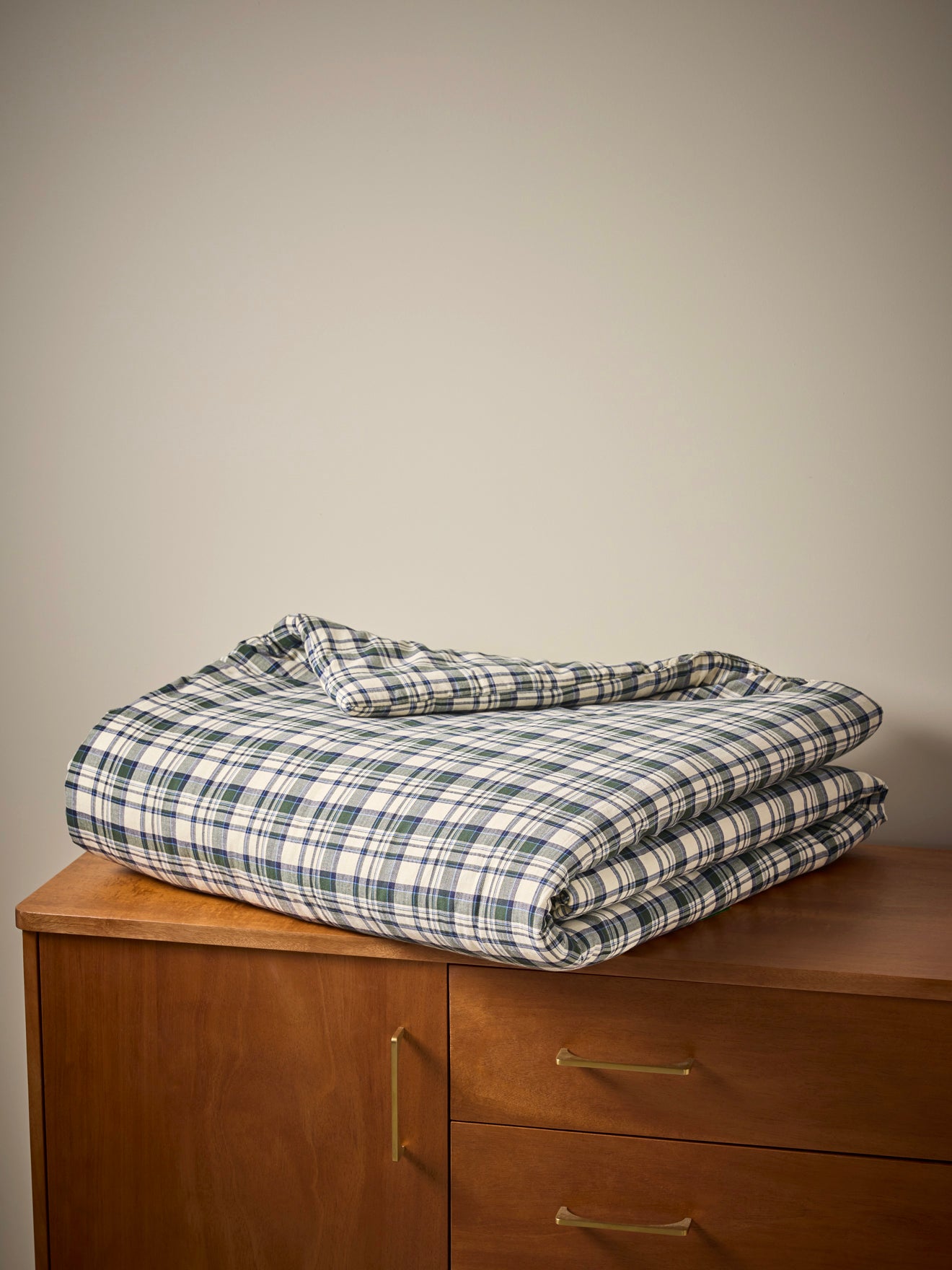 Andrea check comforter