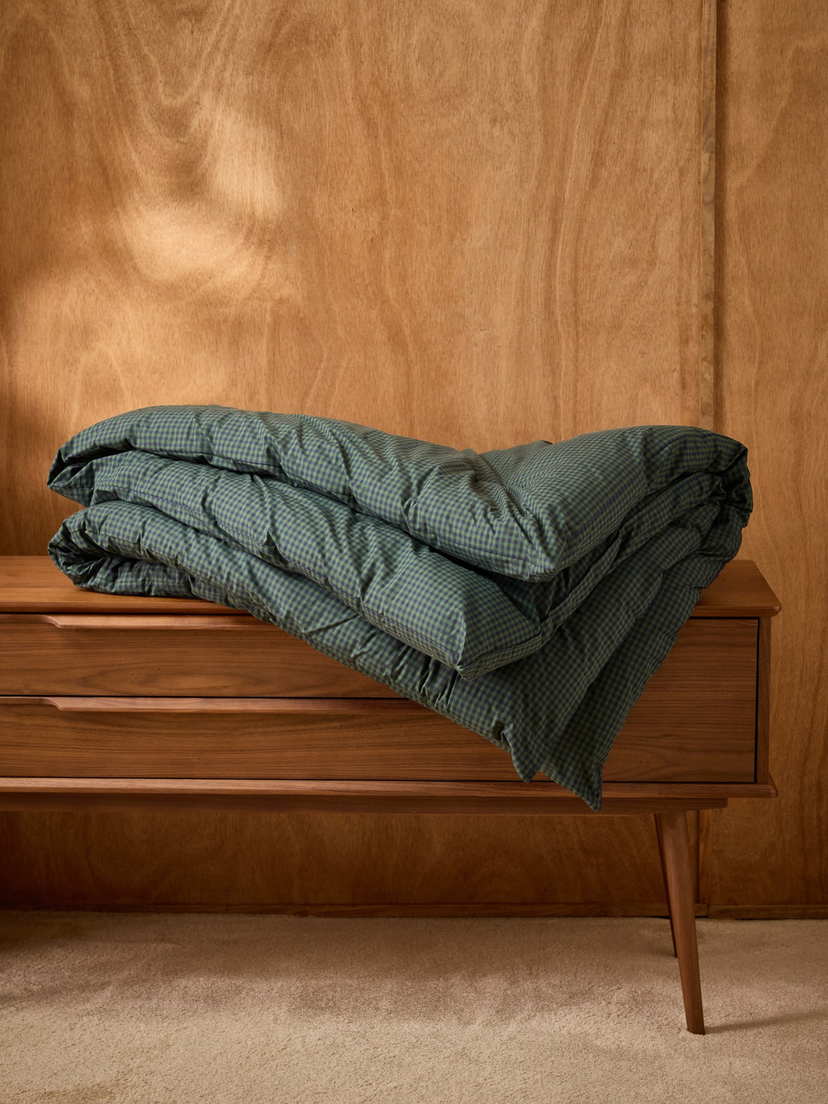 Gingham checked padded boutis quilt